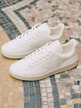 Sneakers V-12 Leather Extra White In Sustainable Leather | Veja