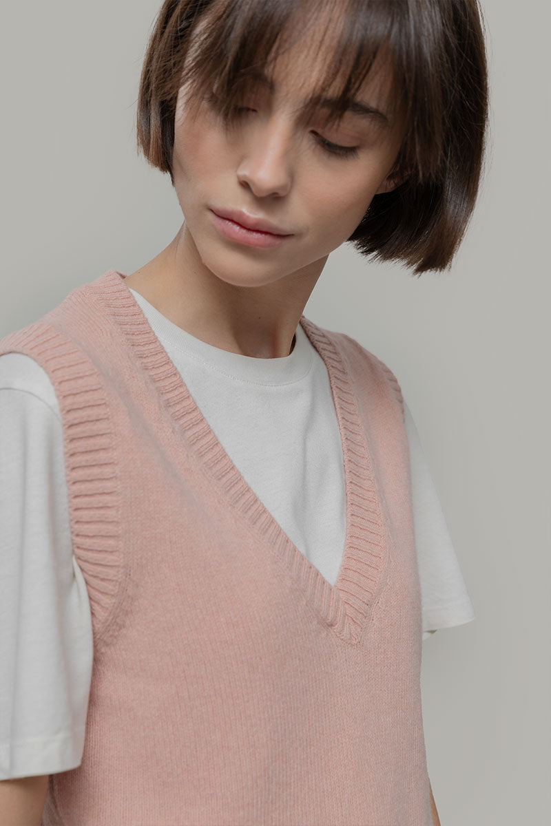 Melania Women's Wool Vest – Cyclamen Pink | Rifò