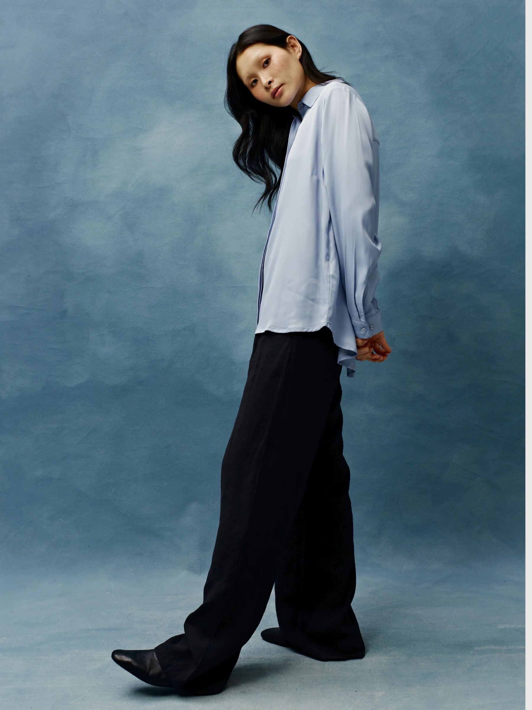 Selena-Shirt Himmelblau | Makia