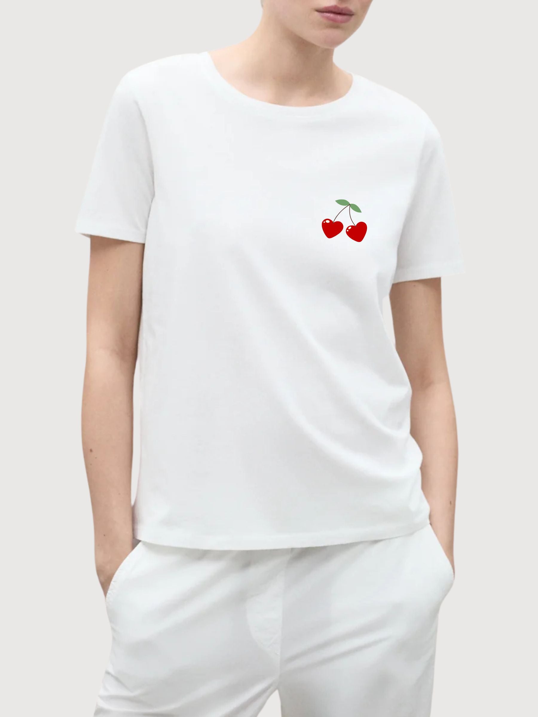 Sara T-shirt Cherry White | Re-Bello