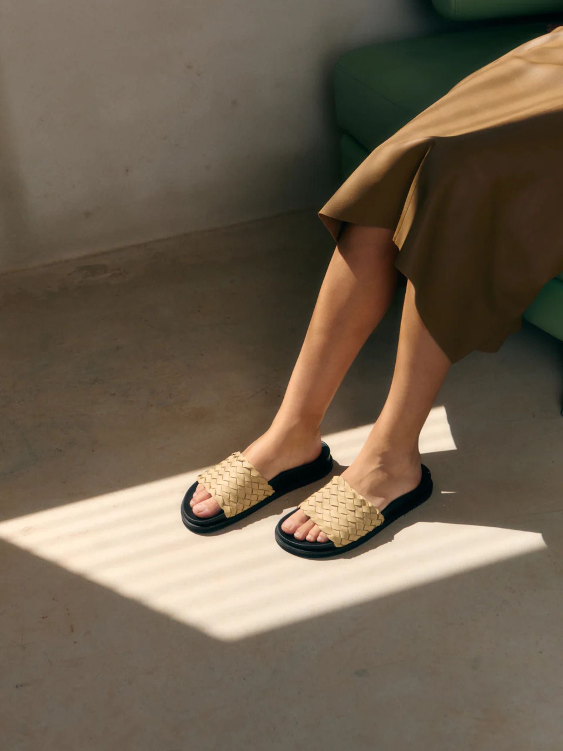 HILMA BRAIDED CHUNKY SANDALS BEIGE | JUTELAUNE