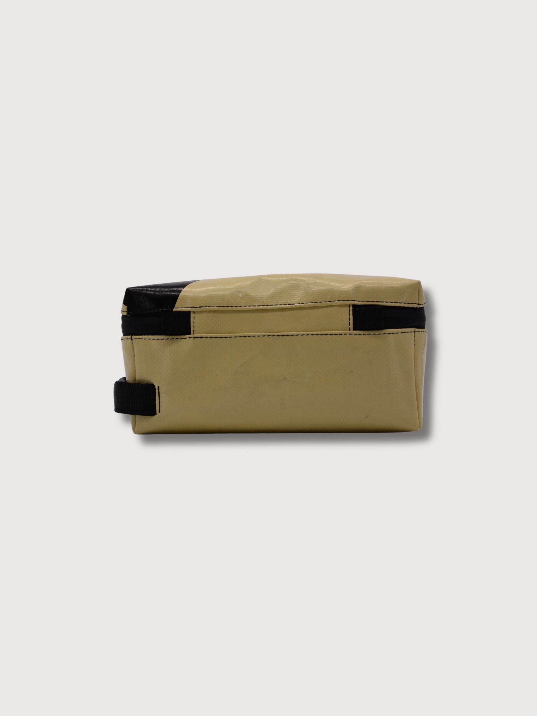 Bag Wayne beige/nero in telone riciclato | Freitag