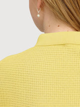 Polo da donna in maglia di cotone giallo pastello | Mazine