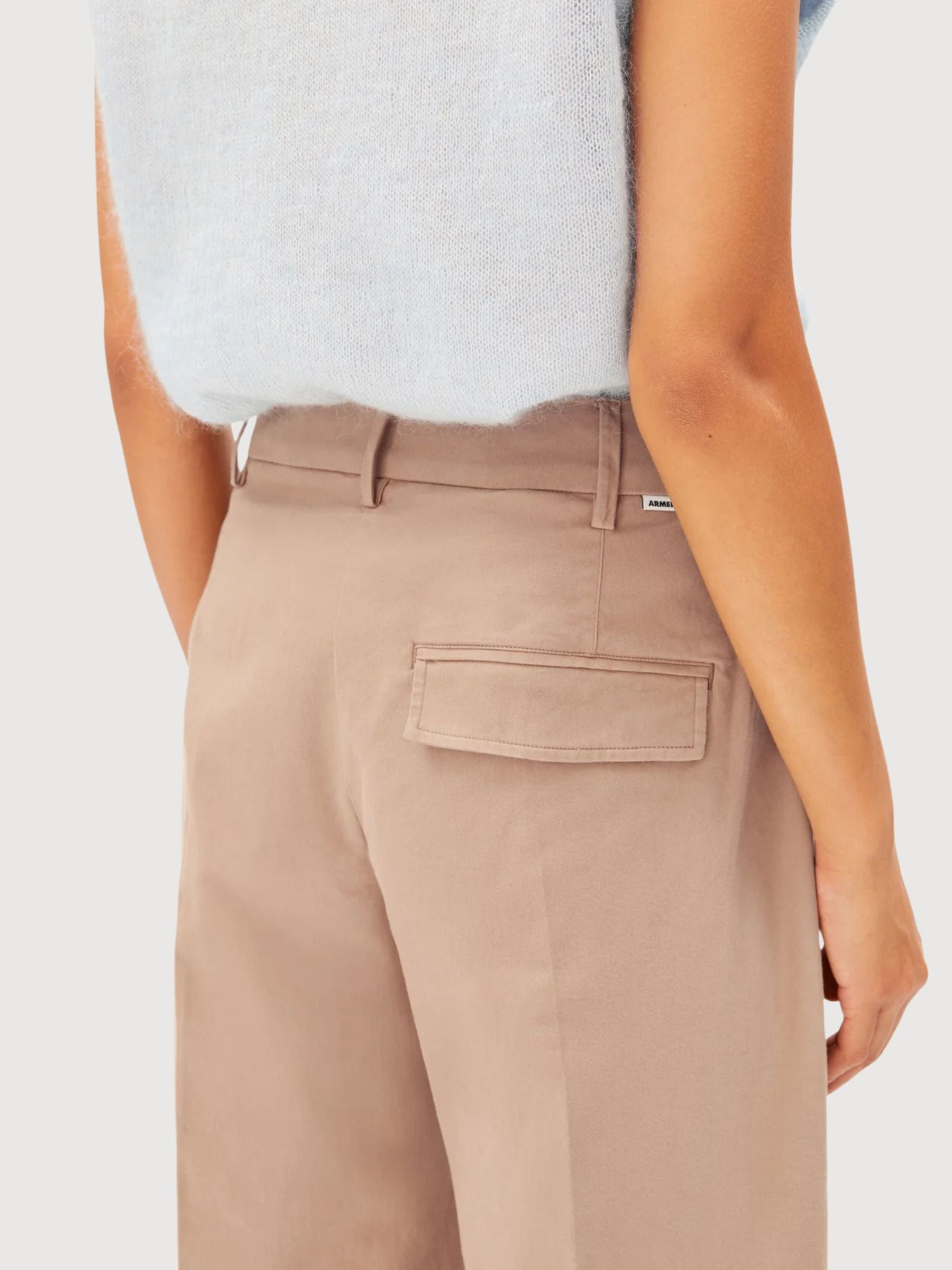 Barrel Leg Twill Pant True Camel | Armedangels