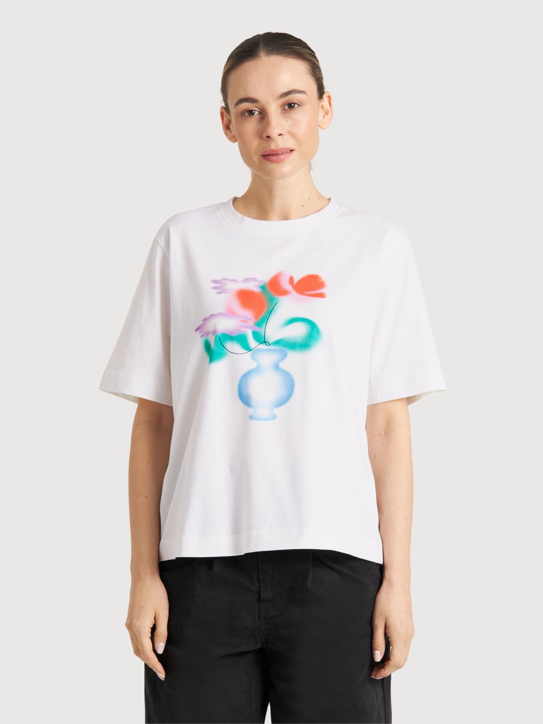 T-Shirt Vadstena Spray Flower White | DEDICATED