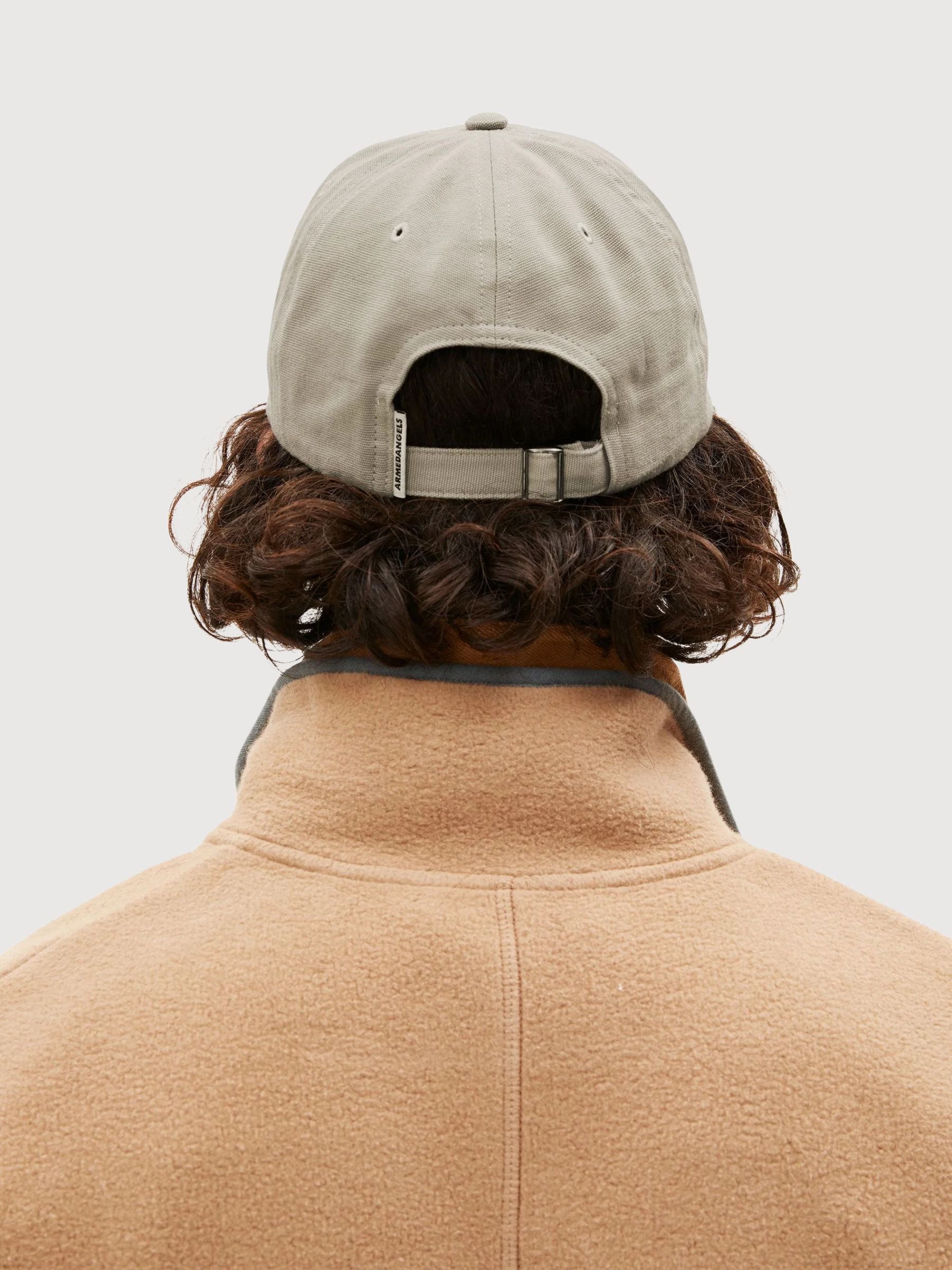Yenaas Bold UNISEX Cap – Sandstone | Armedangels
