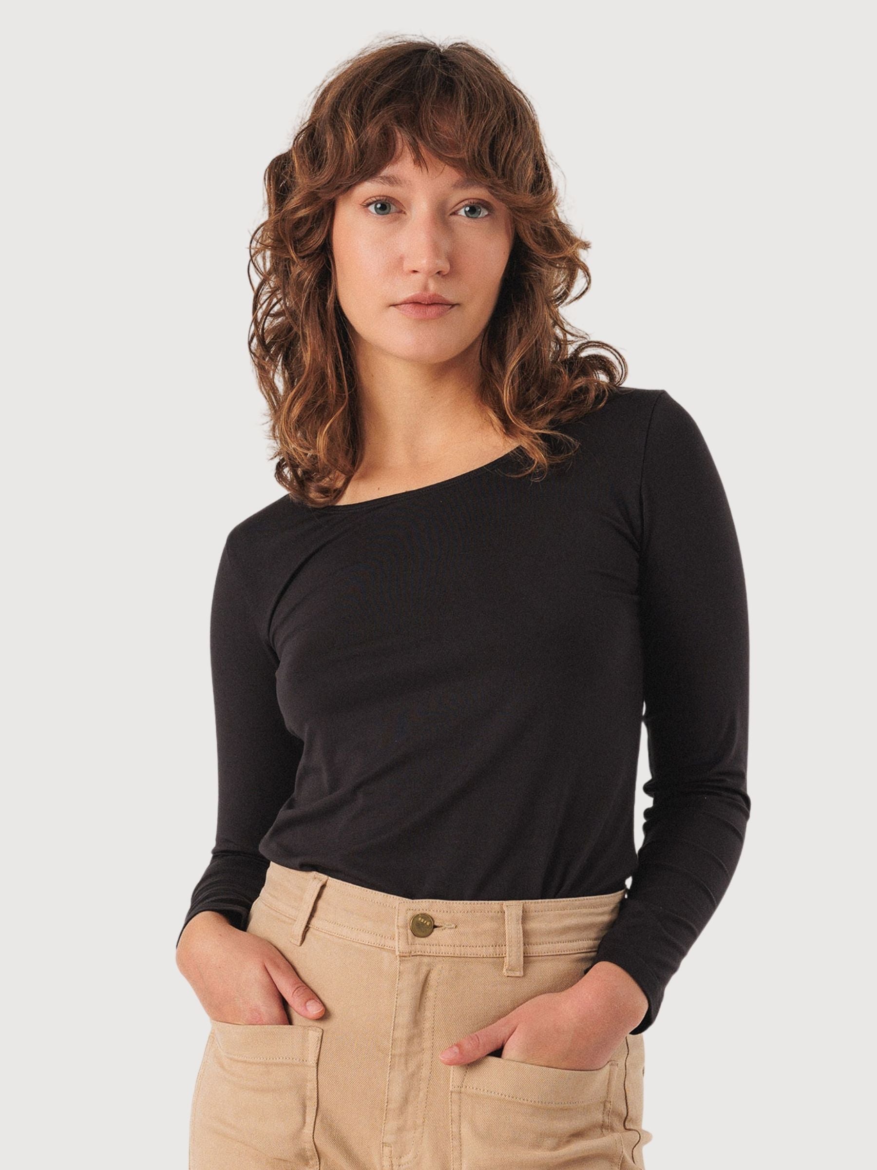 Maglia a maniche lunghe Zur-7 Nera Donna | Skfk