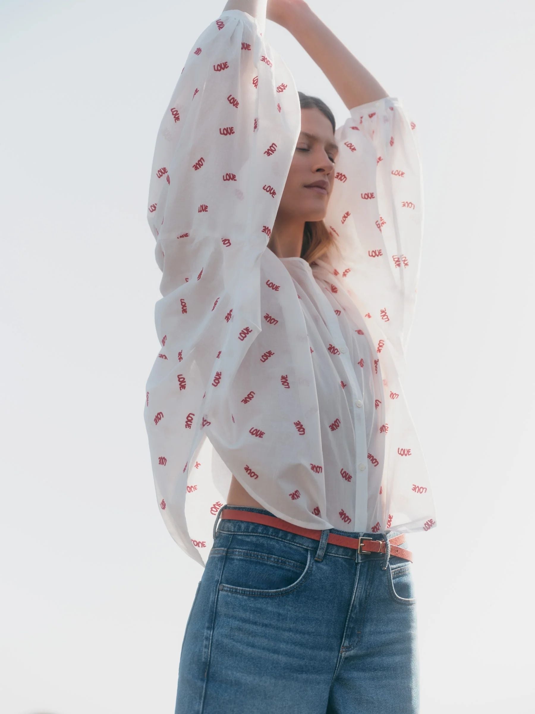 Blouse with embroidery and ruffles Off white/ Love | Lanius