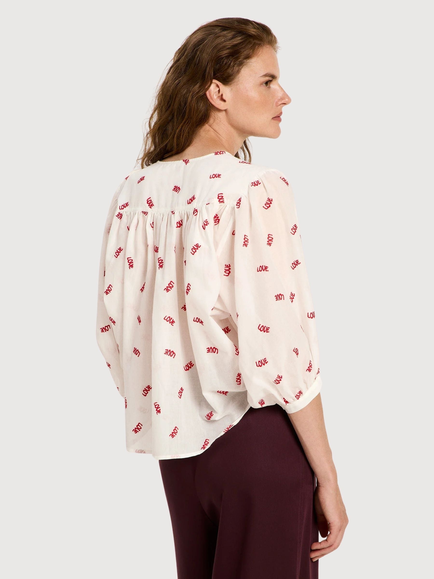 Blouse with embroidery and ruffles Off white/ Love | Lanius