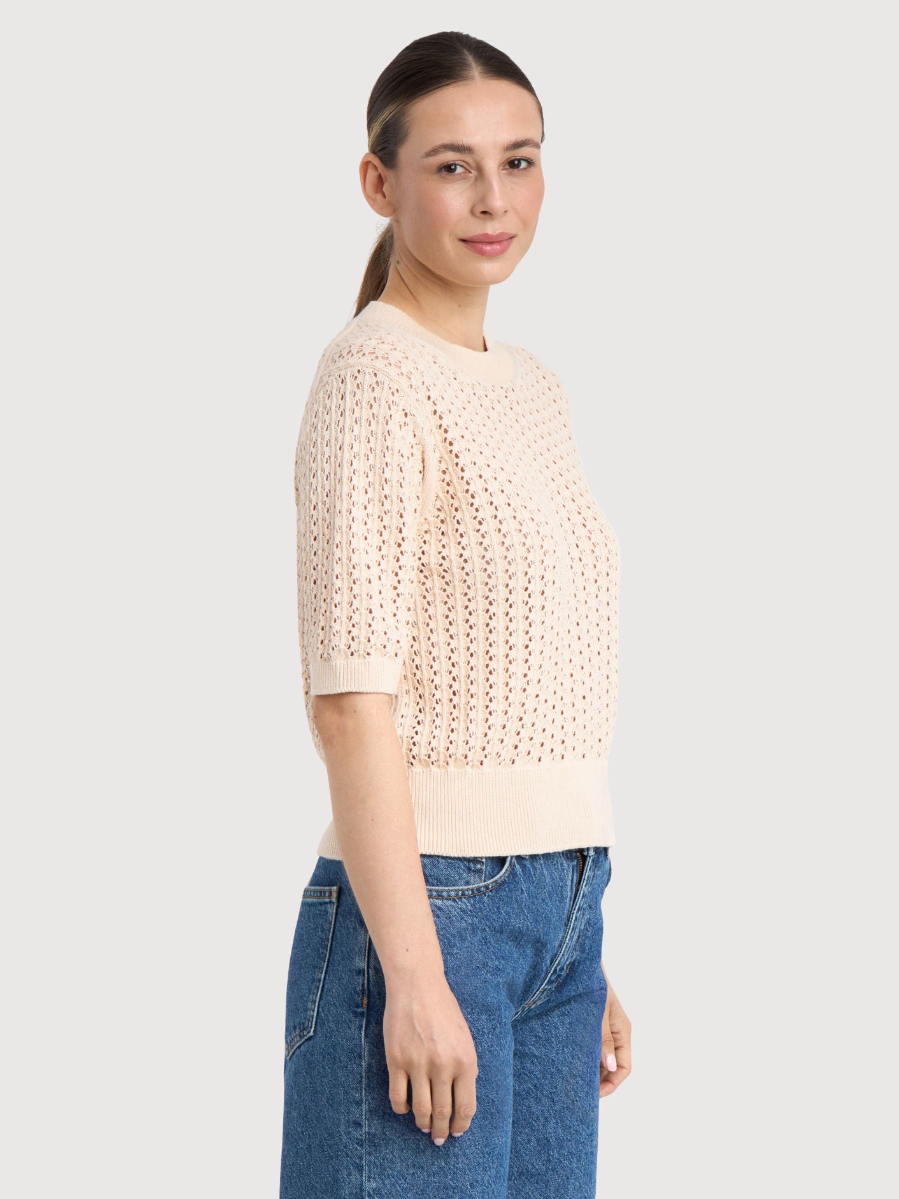 KnittedShirt Flen Crochet VanillaWhite | Dedicated
