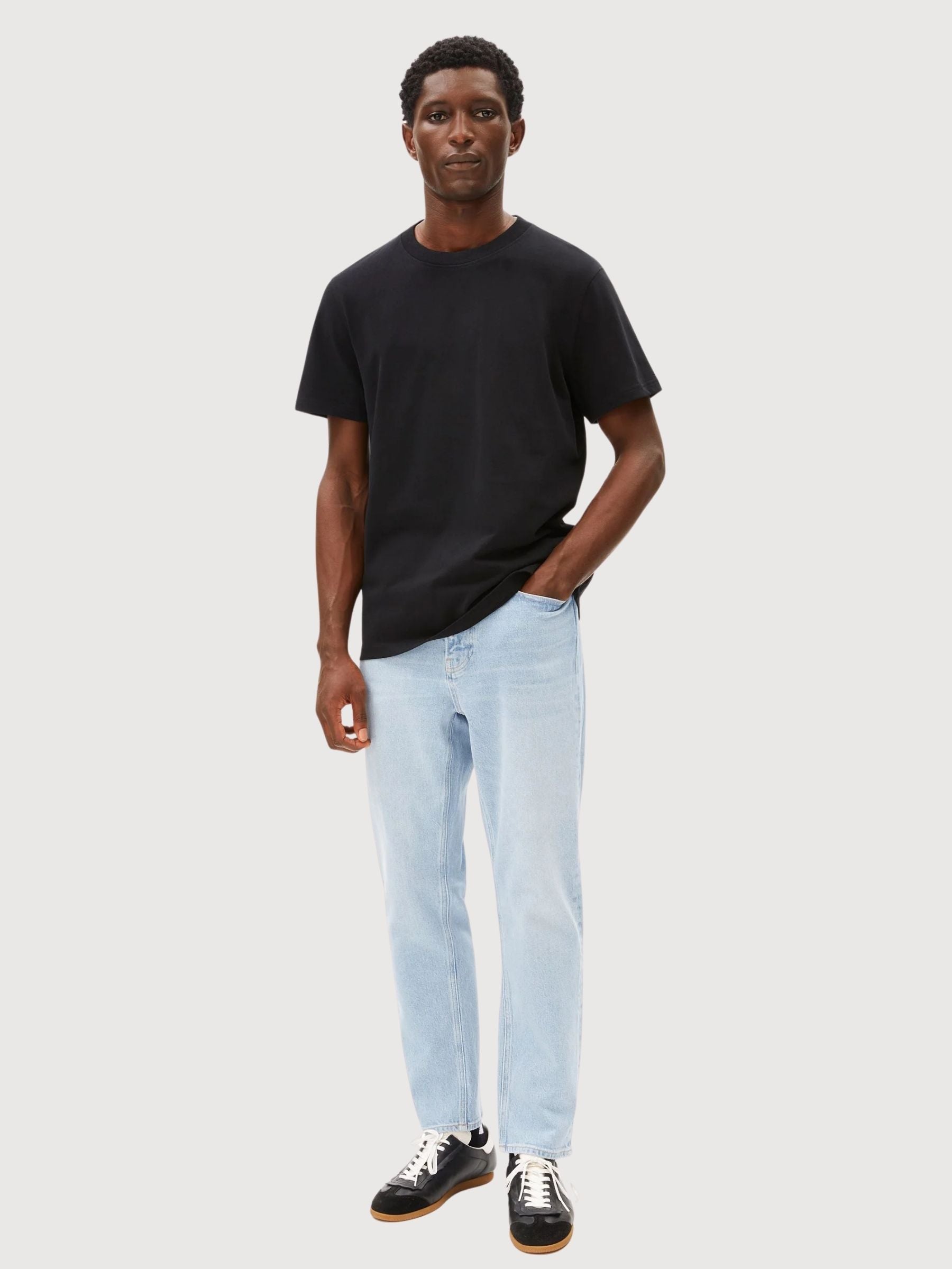 Mid Weight T-Shirt Maarkos Black | Armedangels