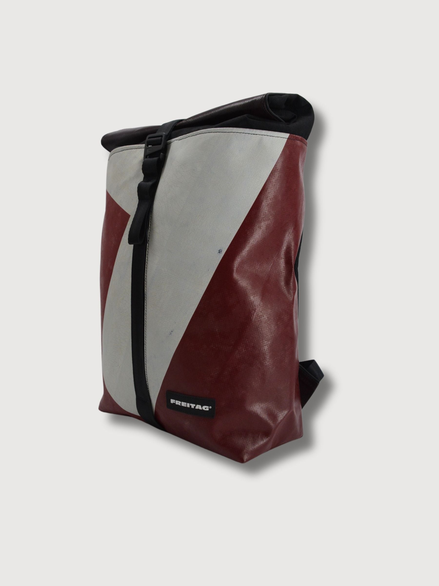 Backpack F155 Clapton Red & Black In Used Truck Tarps | Freitag