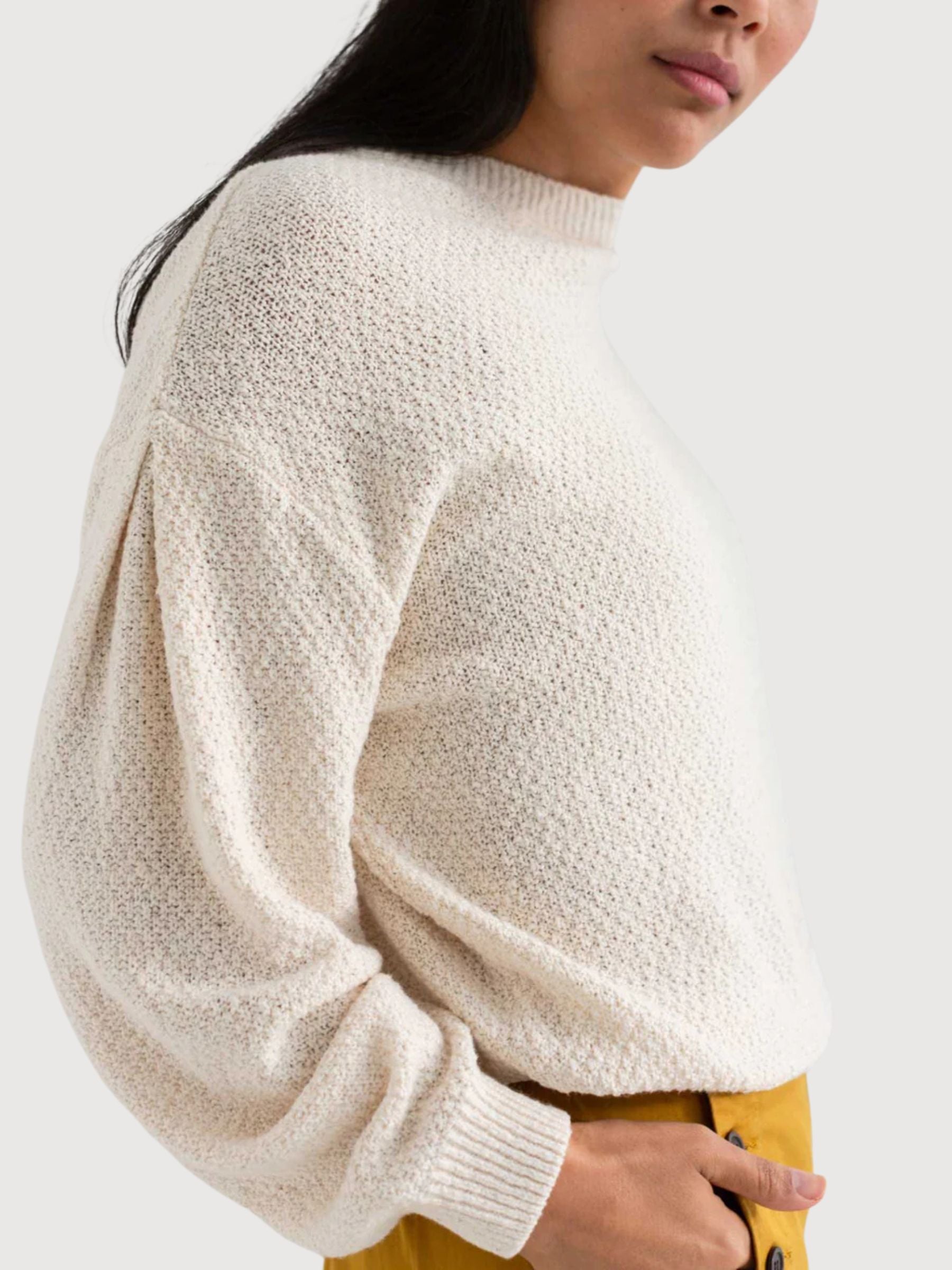 LLOMBARDS Off White | TWOTHIRDS