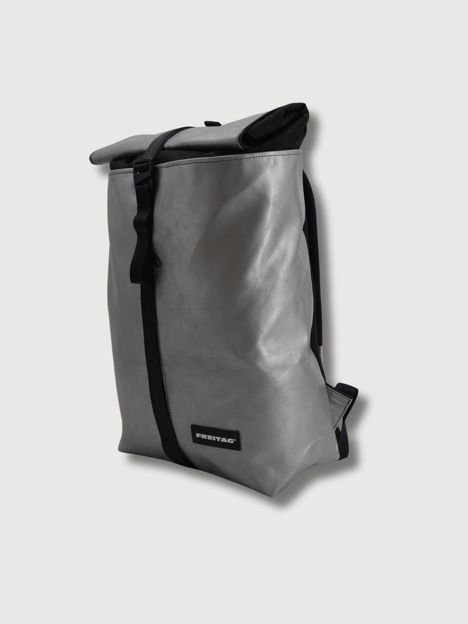 Rucksack F155 Clapton Silver In Gebrauchtwagen Tarps | Freitag