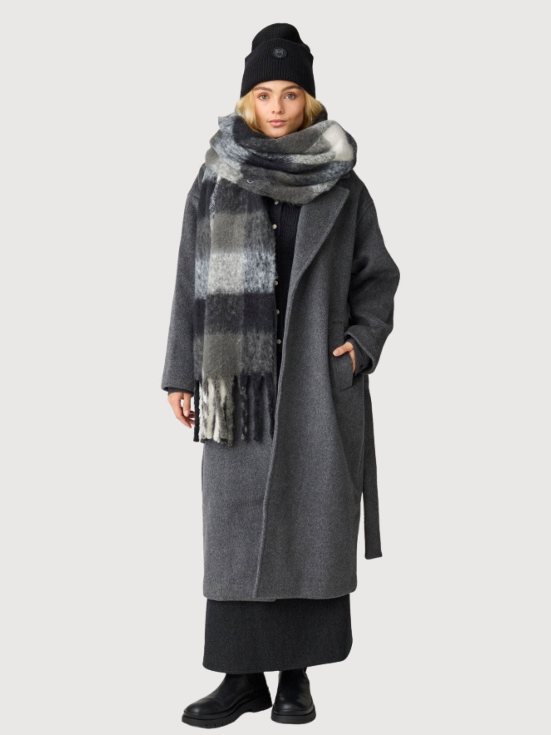 Scarf Fringe BlackCheck | Knowledge Cotton Apparel