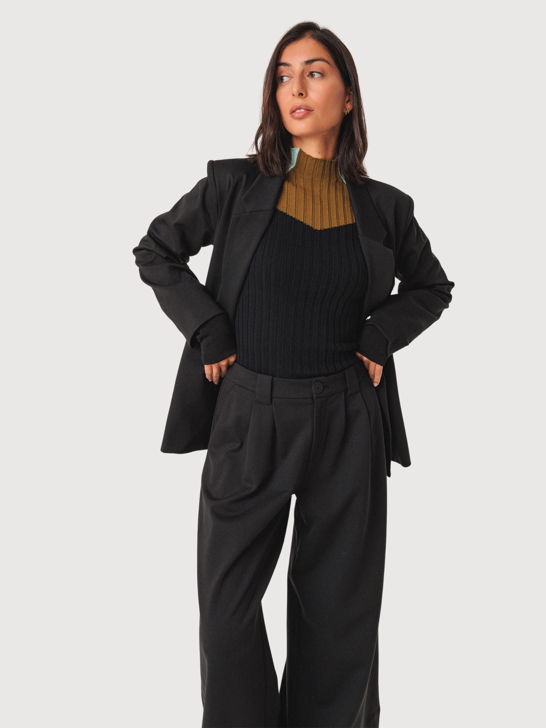 Trouser Soraia Black Woman | Skfk