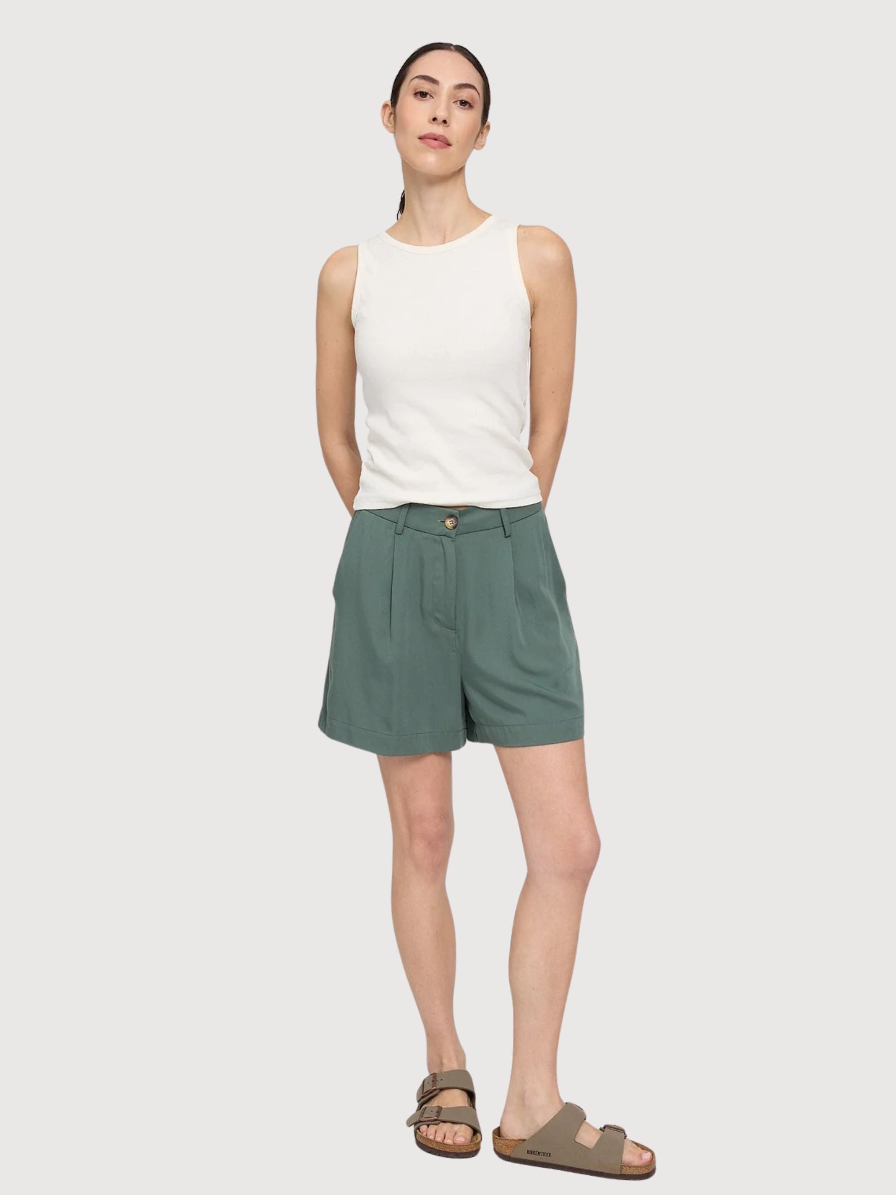 Pantaloncini in viscosa plissettata da donna | Mazine