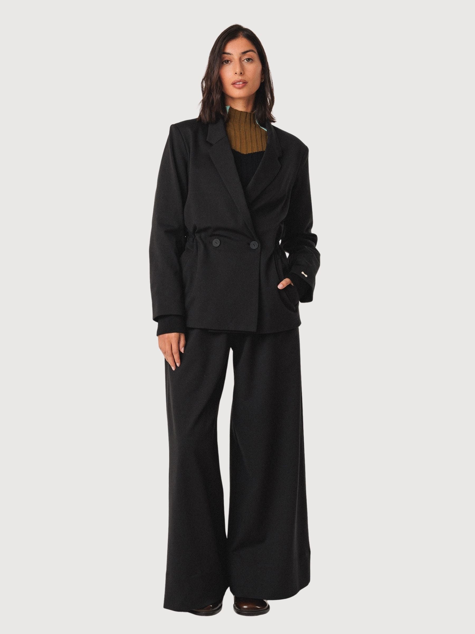 Trouser Soraia Black Woman | Skfk