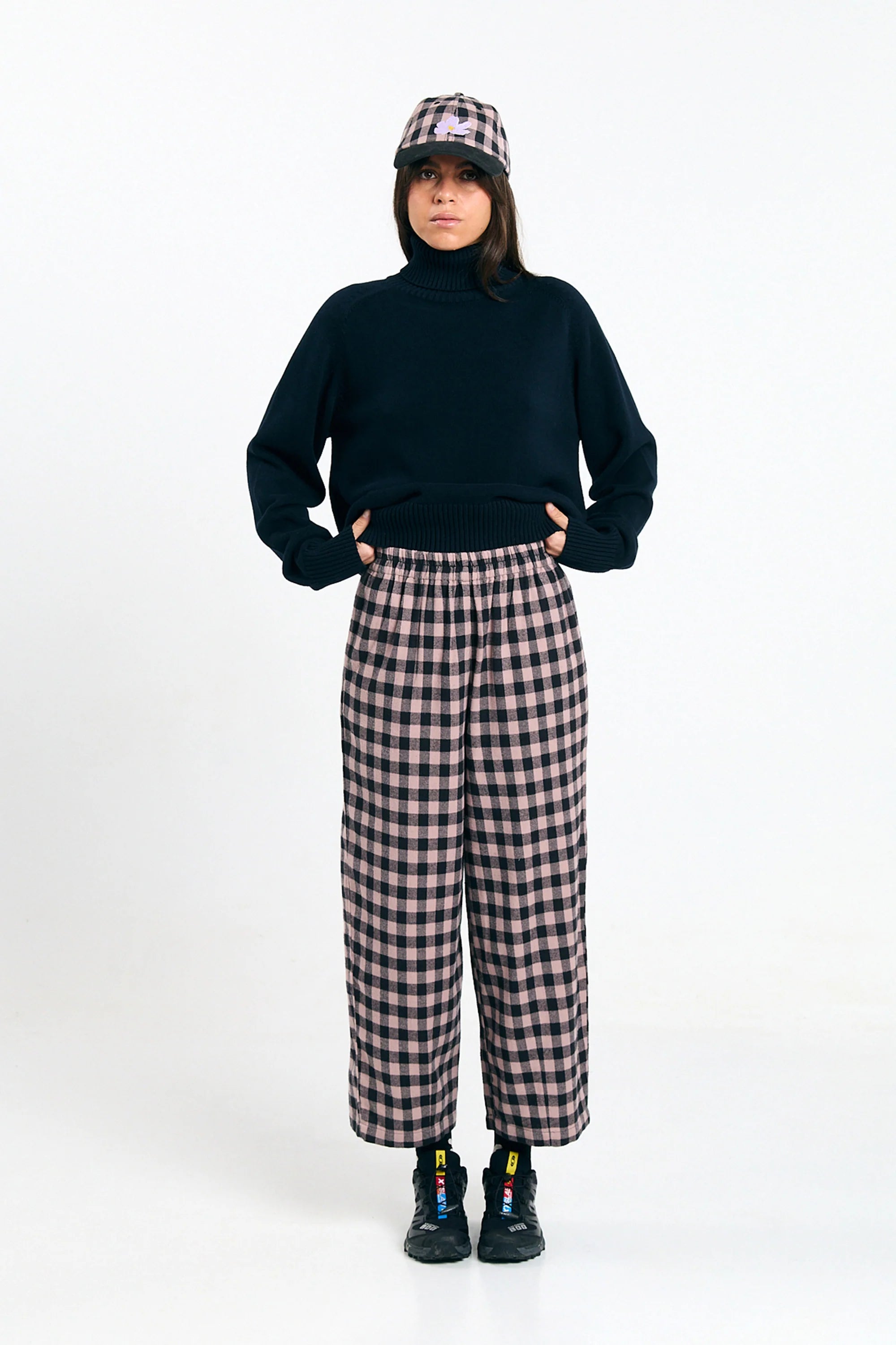 Pantaloni Avis Check Black | SUITE13LAB