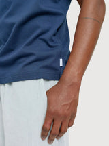 T-shirt da uomo con taschino sul petto, blu notte, in cotone | Mazine