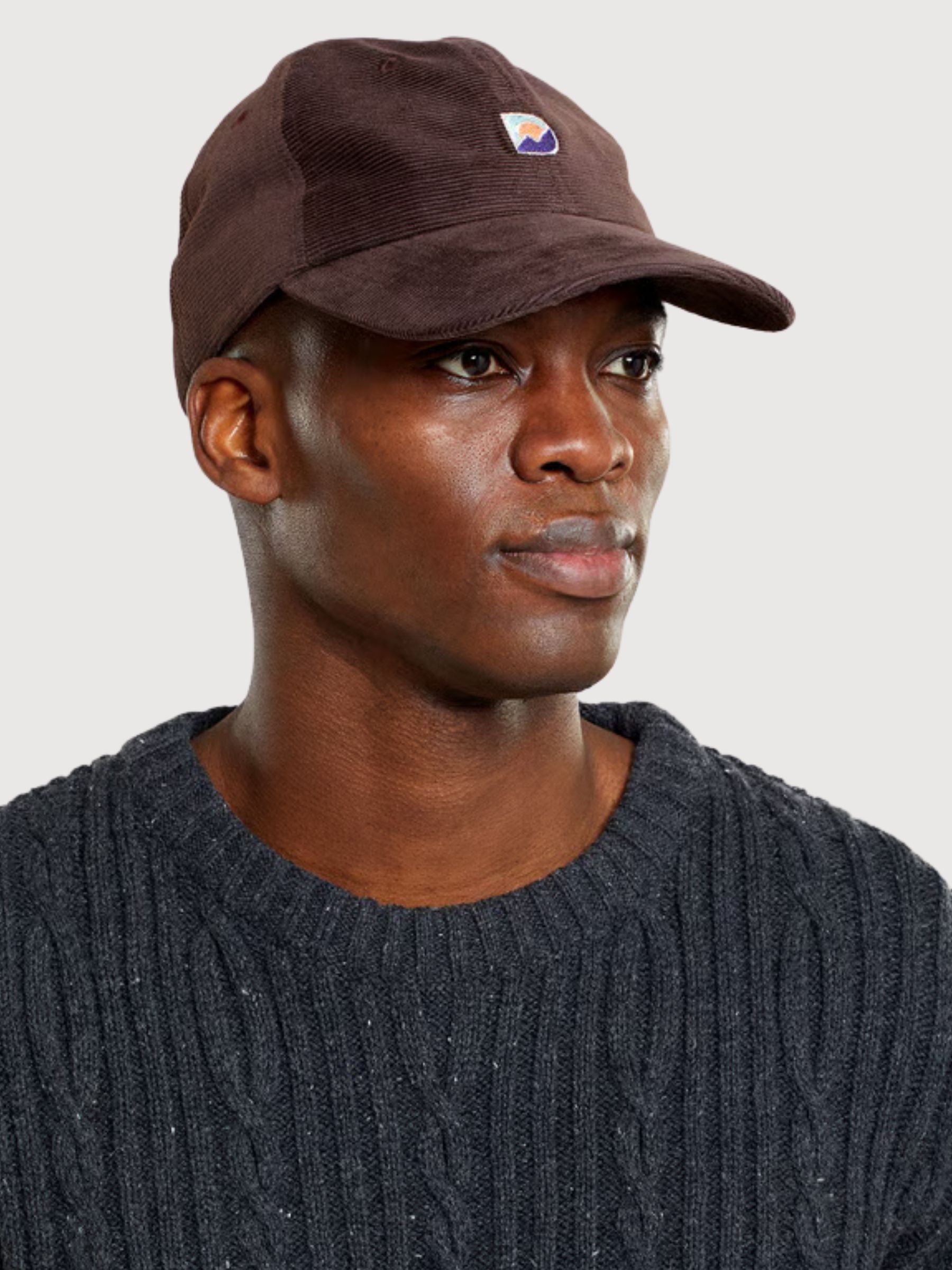 Curdroy Cap Slussen Brown with Logo | Dedicated