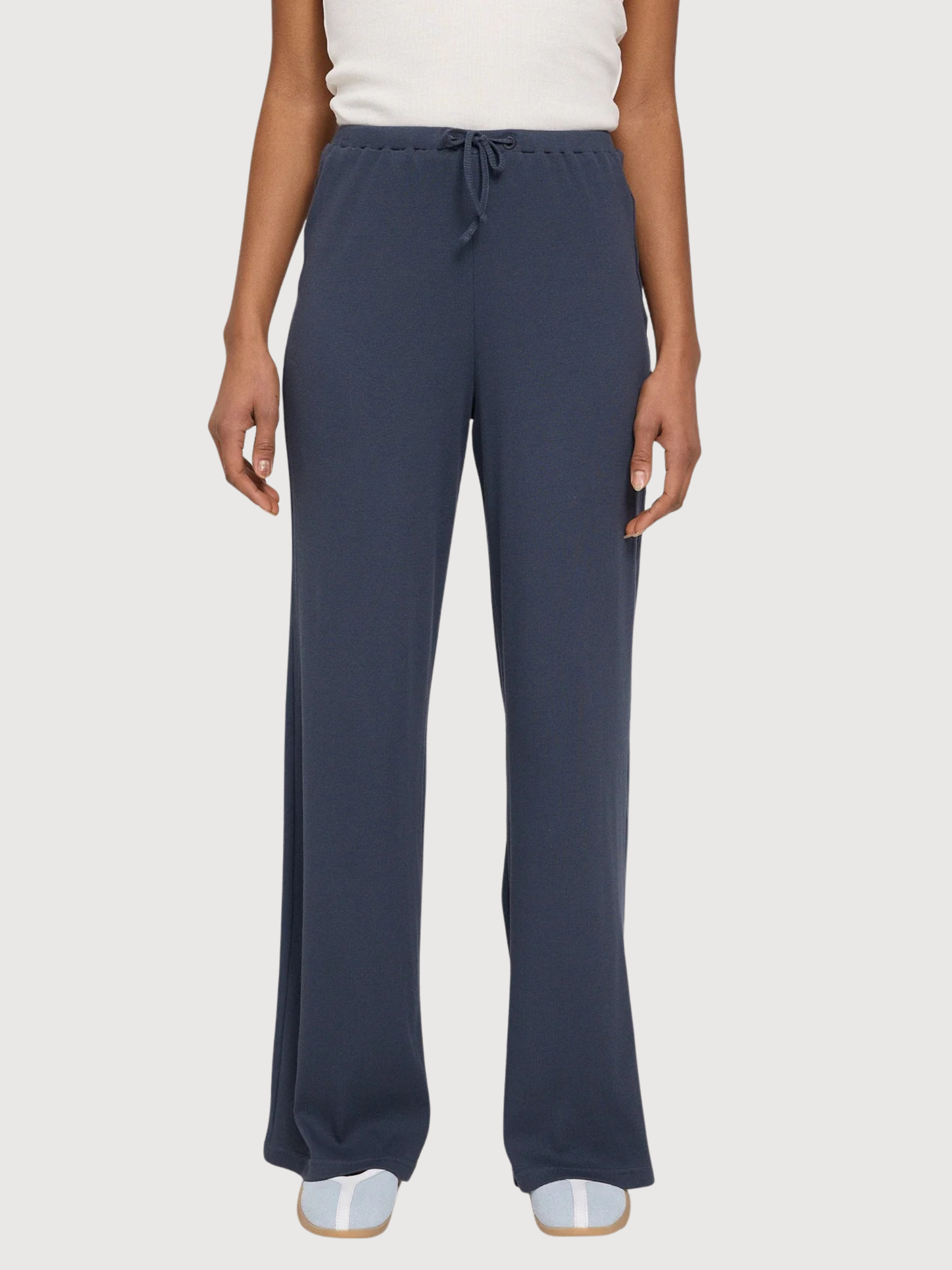Pantaloni a coste a righe da donna in cotone blu inchiostro | Mazine