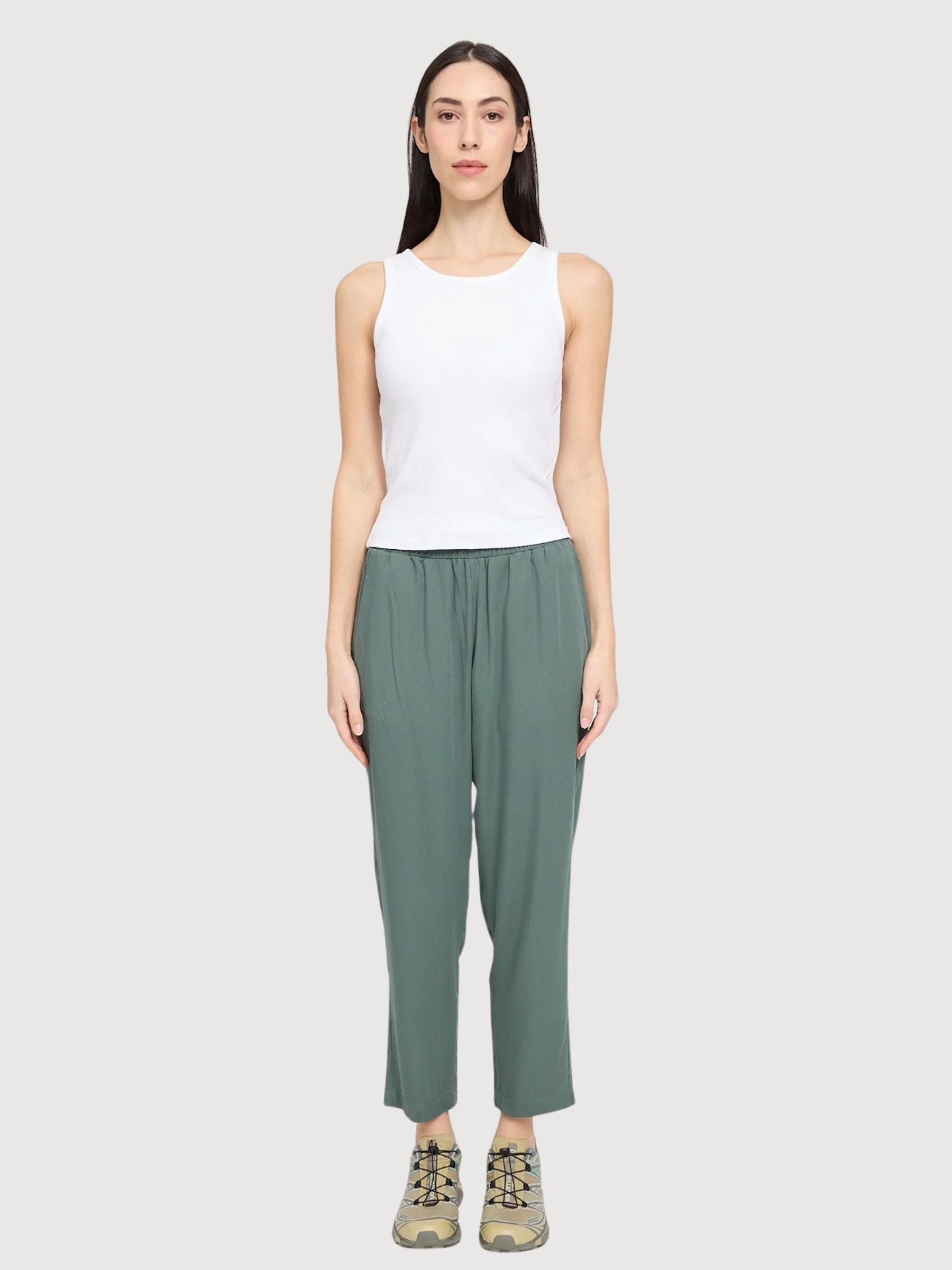 Pantaloni a gamba dritta in viscosa da donna | Mazine