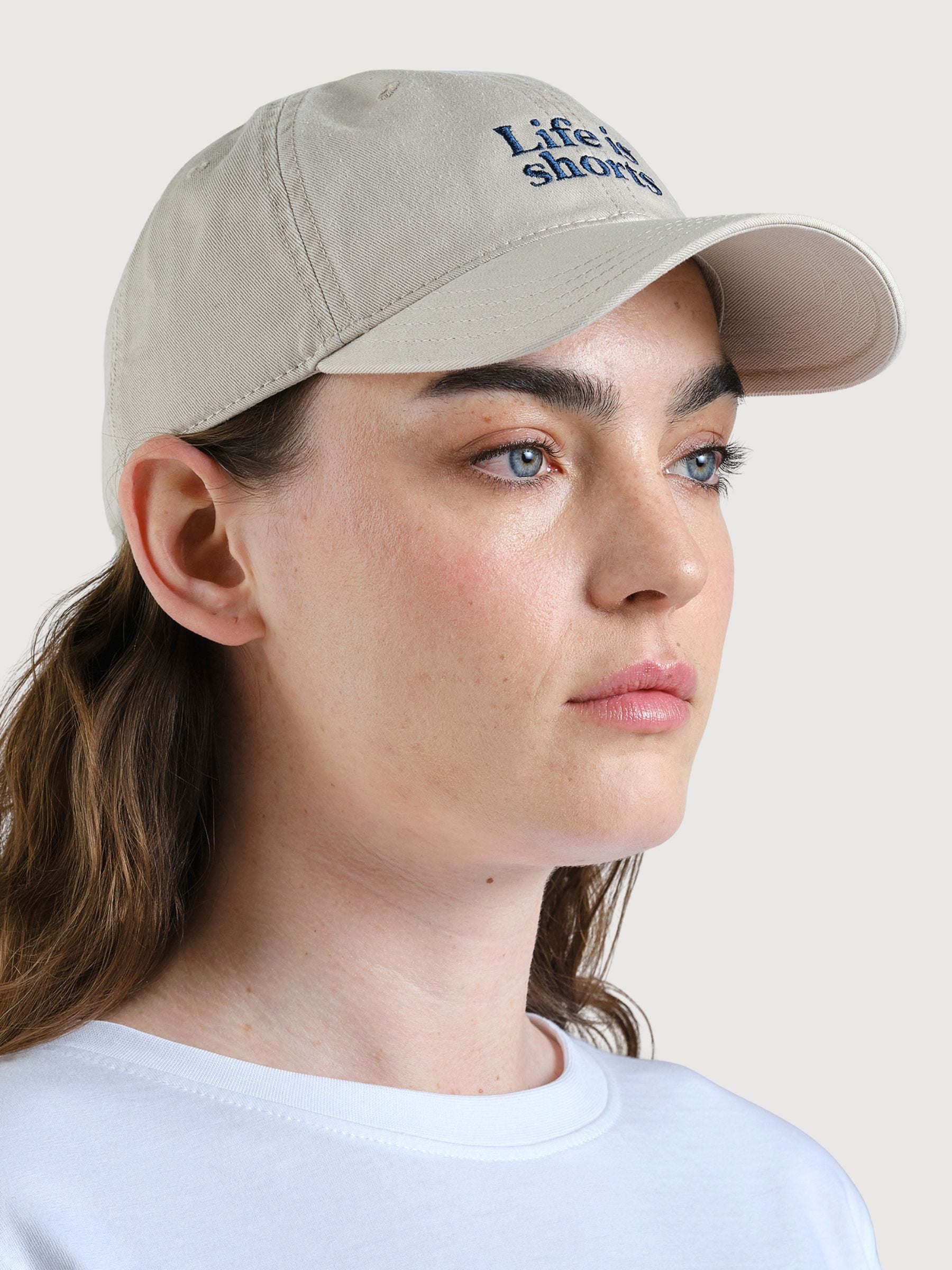 Soft Cap Slussen Life is Shorts Beige | Dedicated