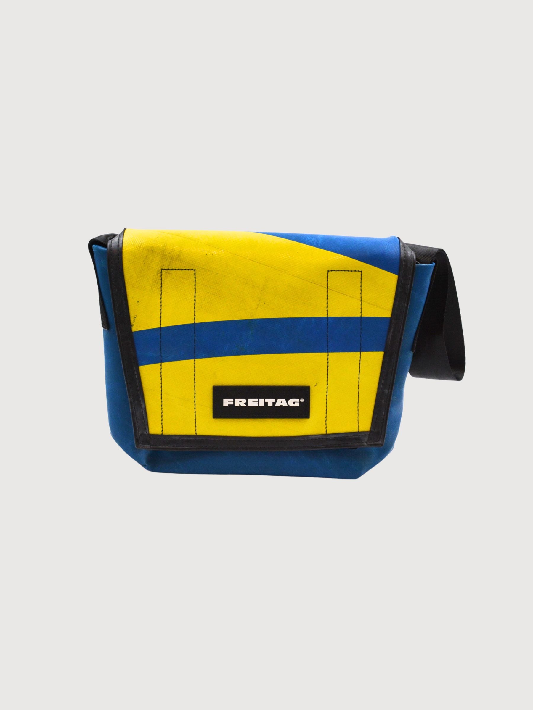 F11 LASSIE Messenger Bag Blue & Yellow | FREITAG