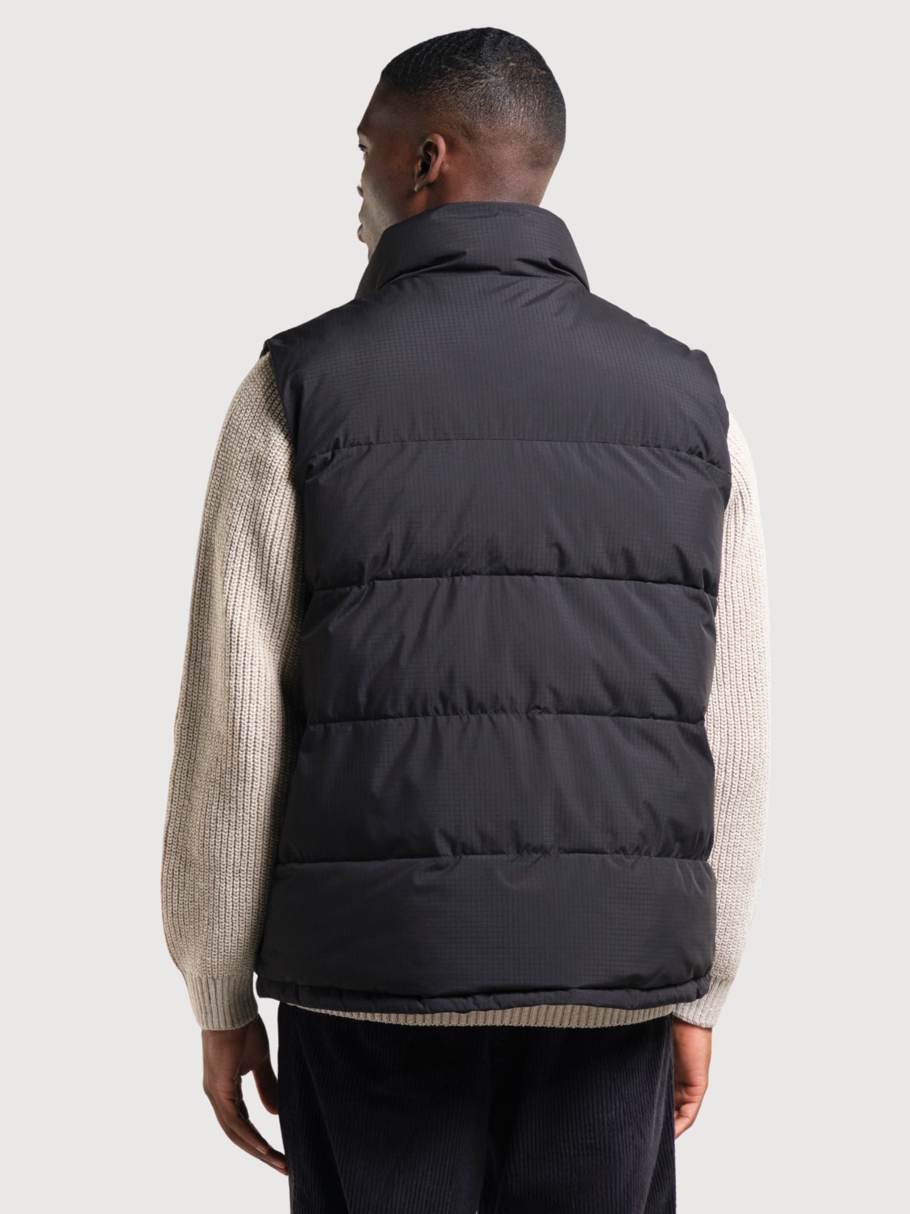 Puffer Weste Bergen schwarz | Dedicated