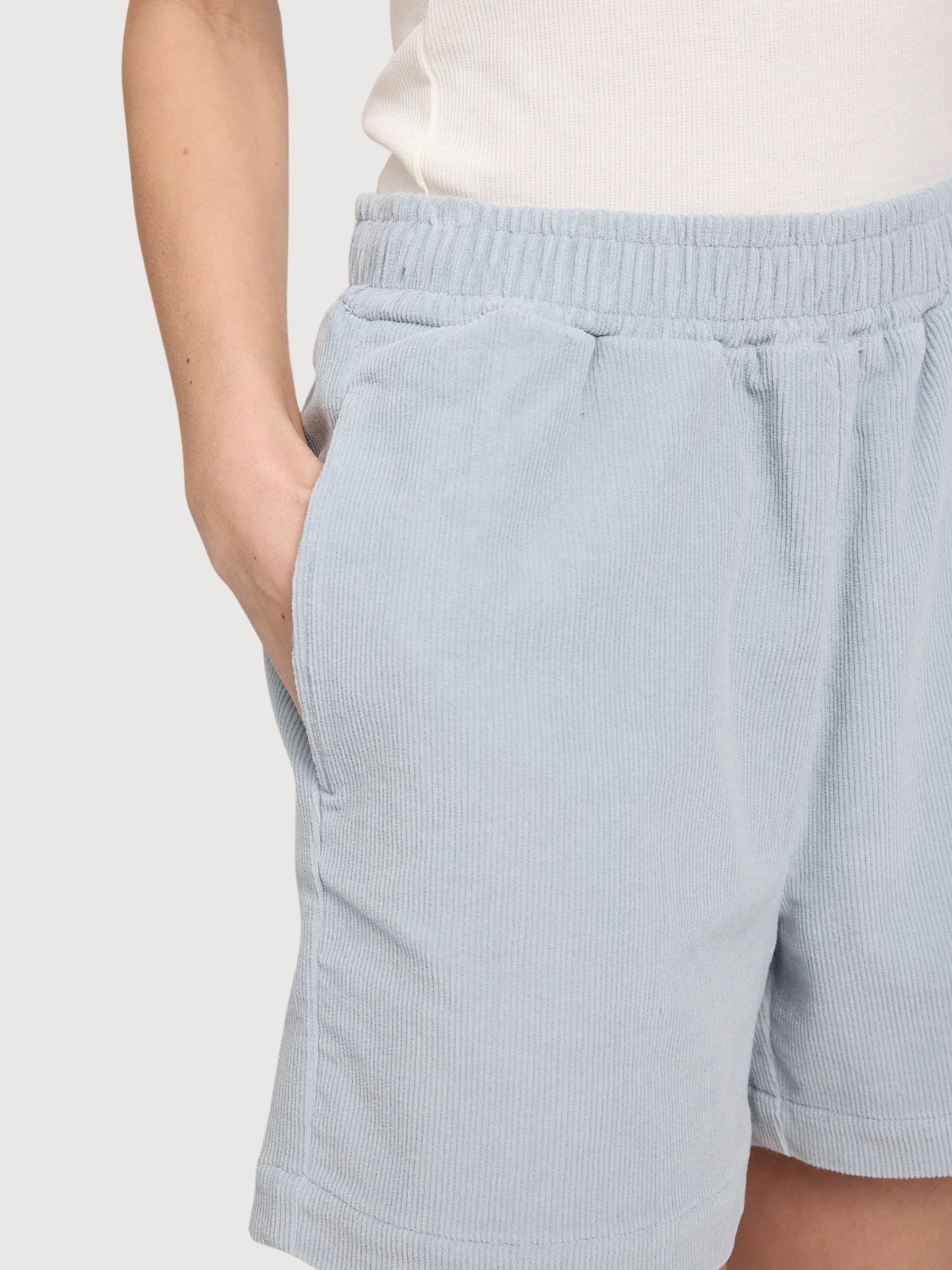 Pantaloncini da donna in velluto a coste, cotone, blu perla | Mazine