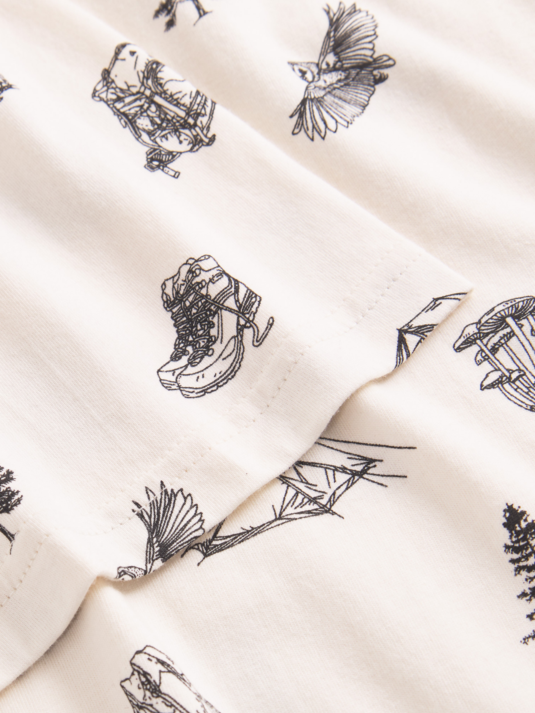 T-shirt Stockholm Go Outside | Dedicated