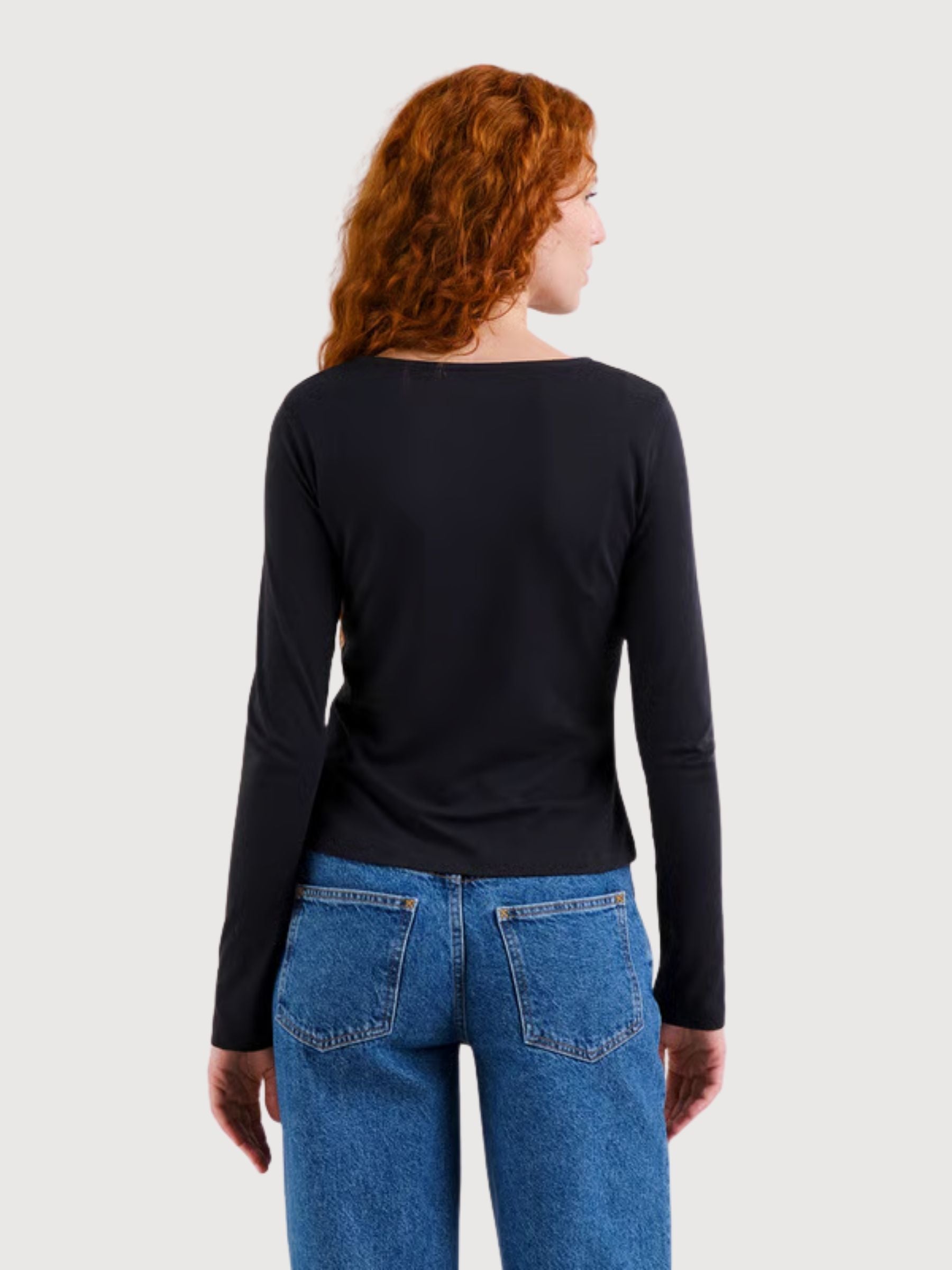 Top Salmis Schwarz | Dedicated