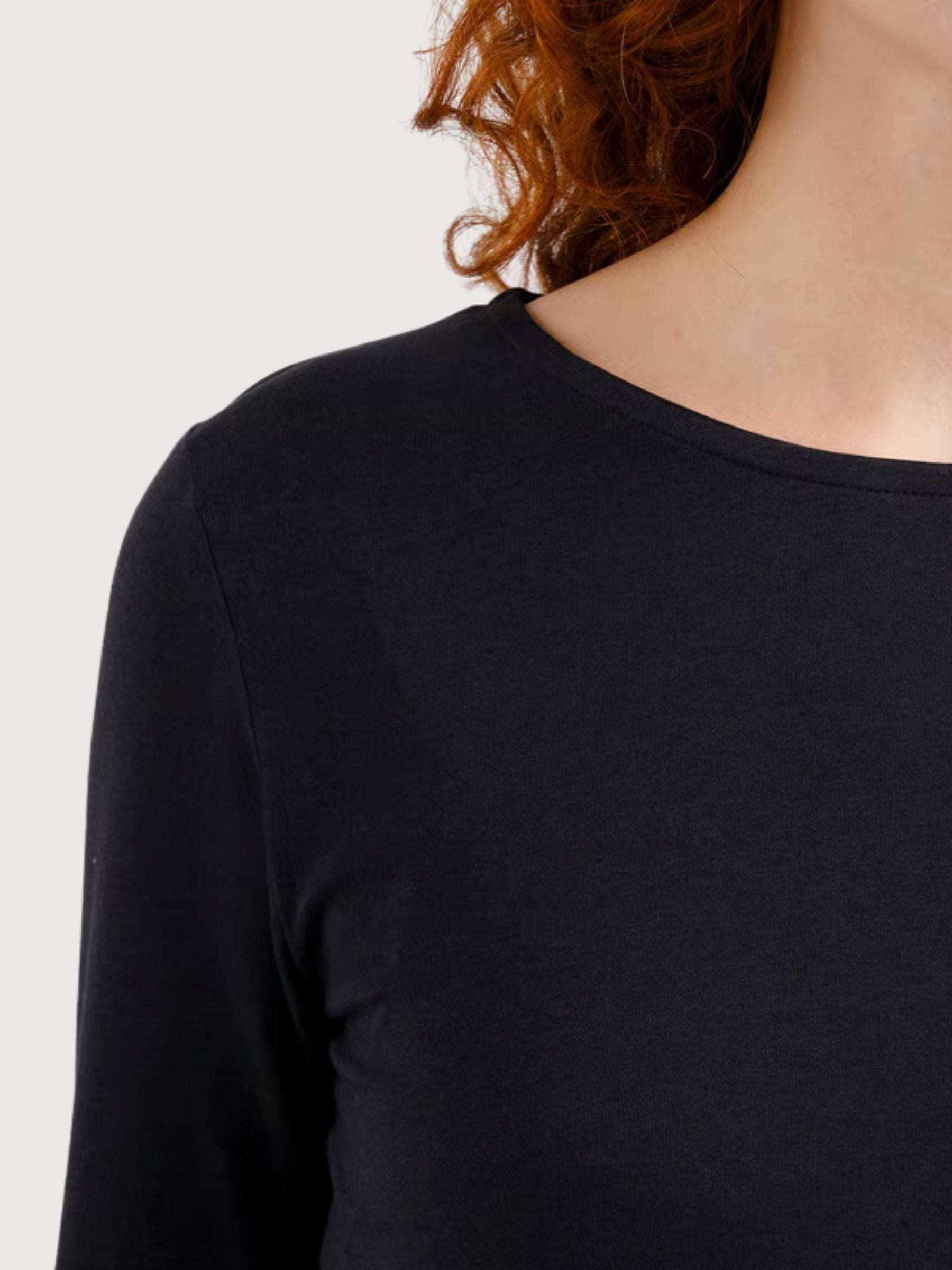 Top Salmis Schwarz | Dedicated