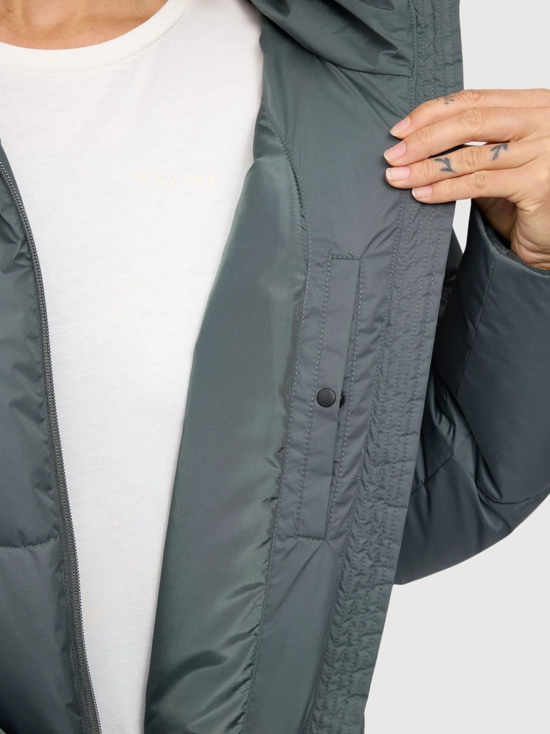 Jacket Waves Quilt Short Dark Green Woman | Mazine