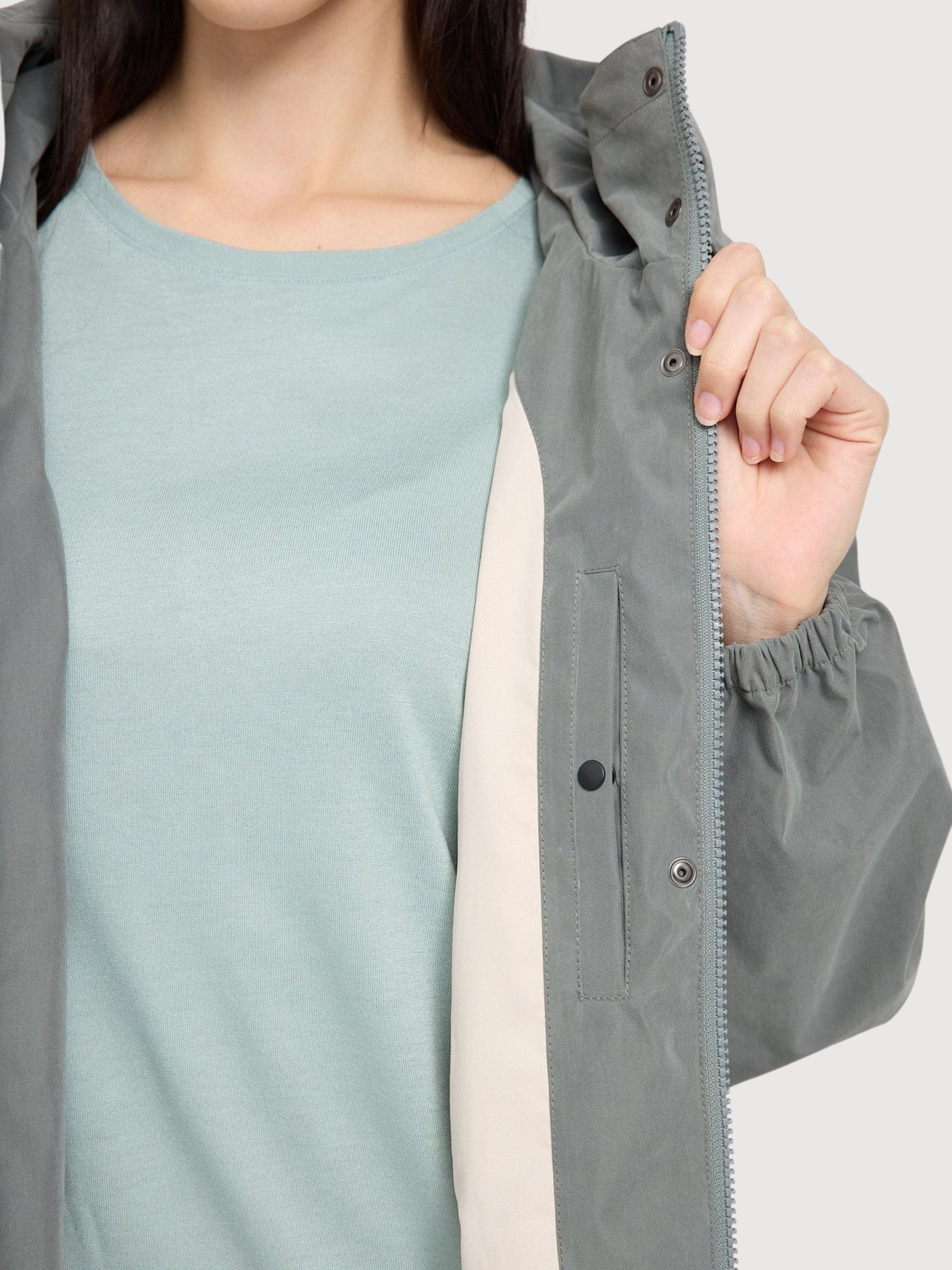 Parka leggero da donna, vestibilità ampia | MAZINE