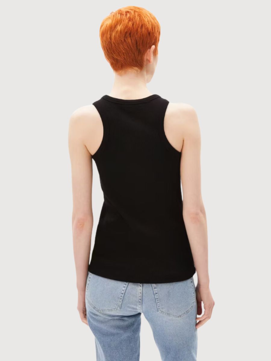Top Kanitaa nero in cotone organico | Armedangels