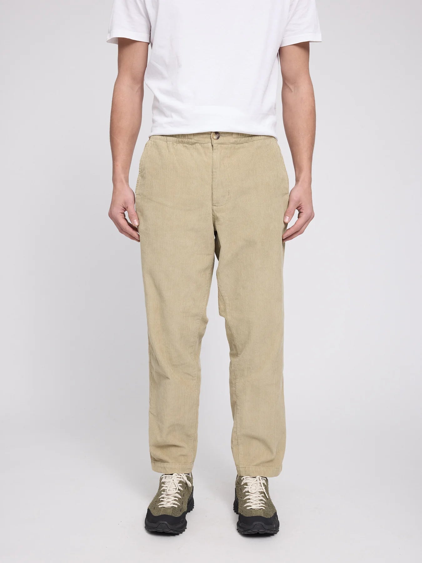 Trousers Corduroy Jogpants Light Khaki | MAZINE