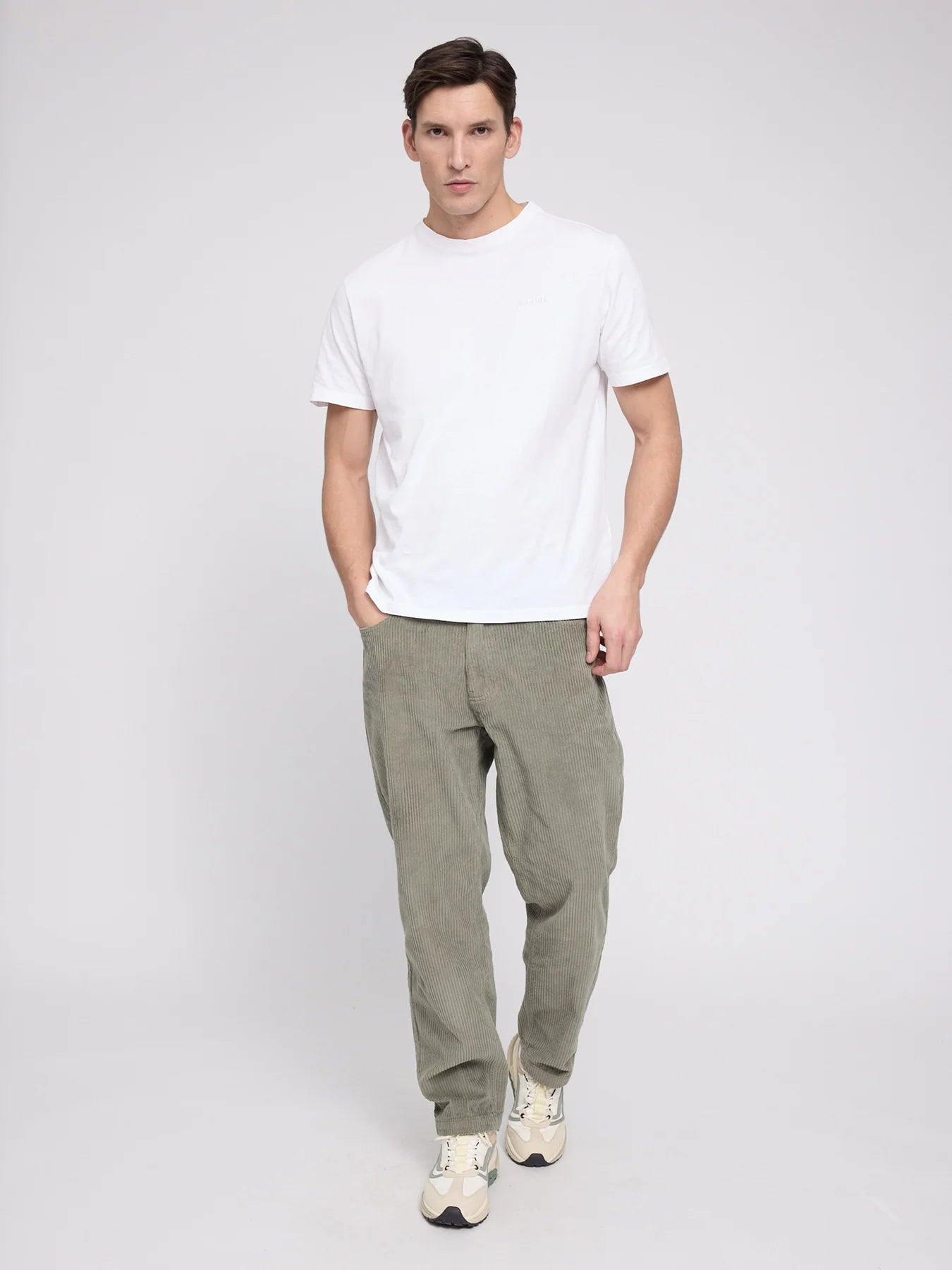 Trousers Corduroy Pocket Light Bottle | MAZINE