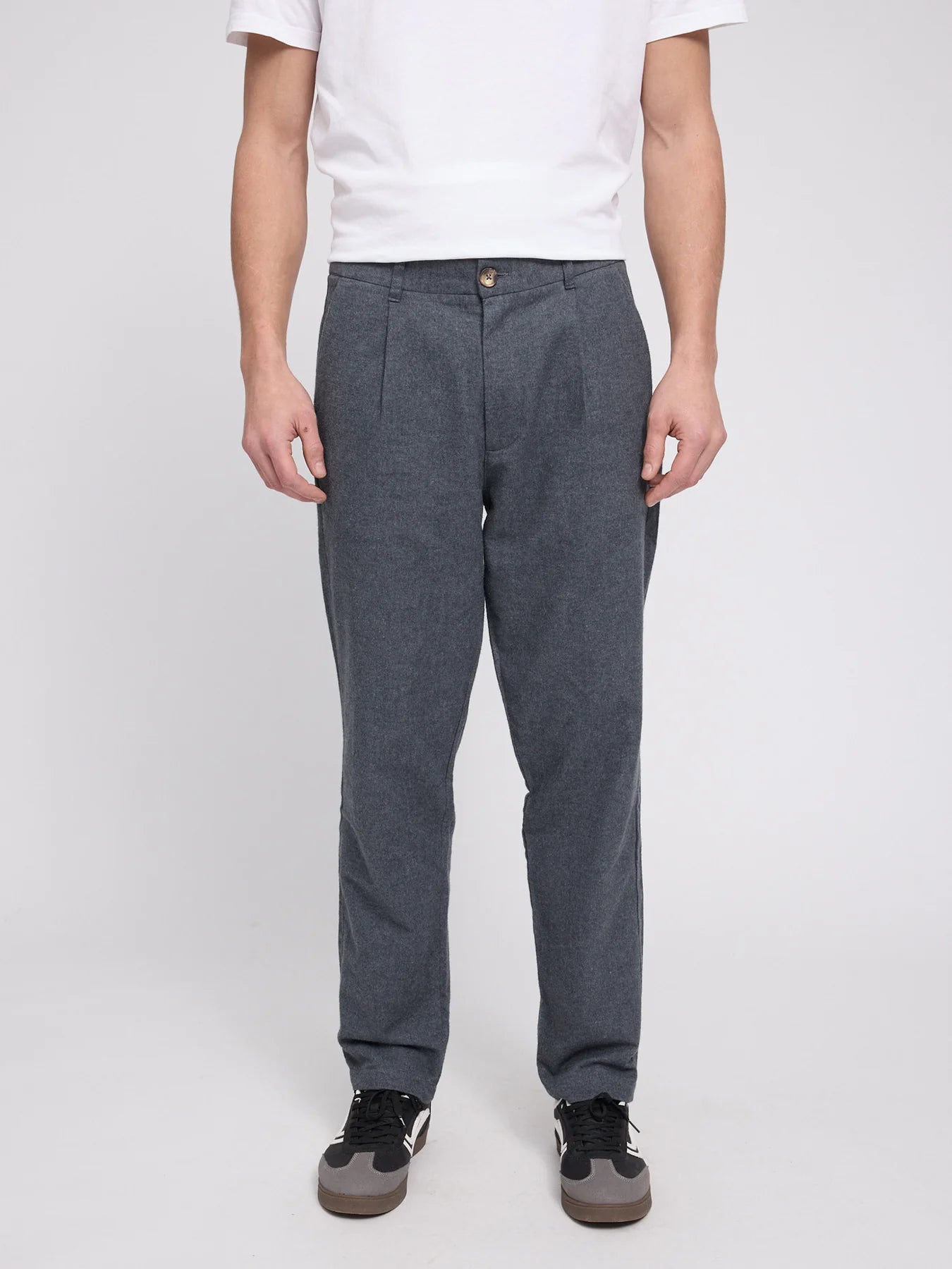 Pantaloni in flanella a gamba affusolata antracite melange uomo | Mazine