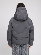 Jacke Waves Quilt Short Puffer Dunkelgrau | MAZINE