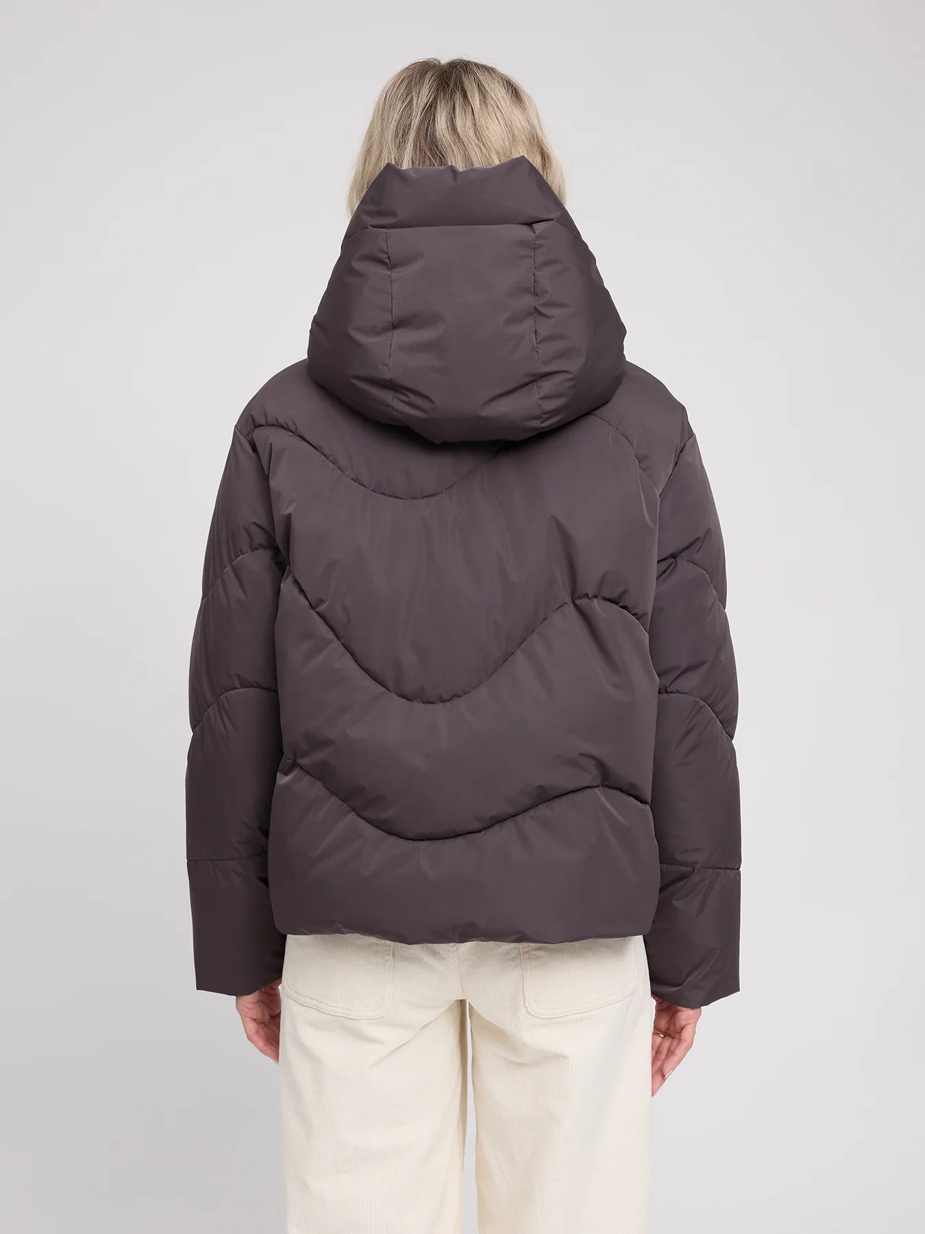 MAZINE Waves Quilt Short Puffer Jacket in eggplant color, featuring a quilted design and short puffer style for warmth and style.