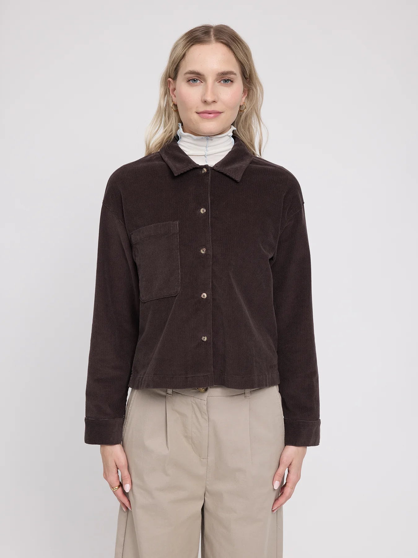 Camicia con Taschino in Velluto a Coste Cioccolato Fondente Donna | MAZINE