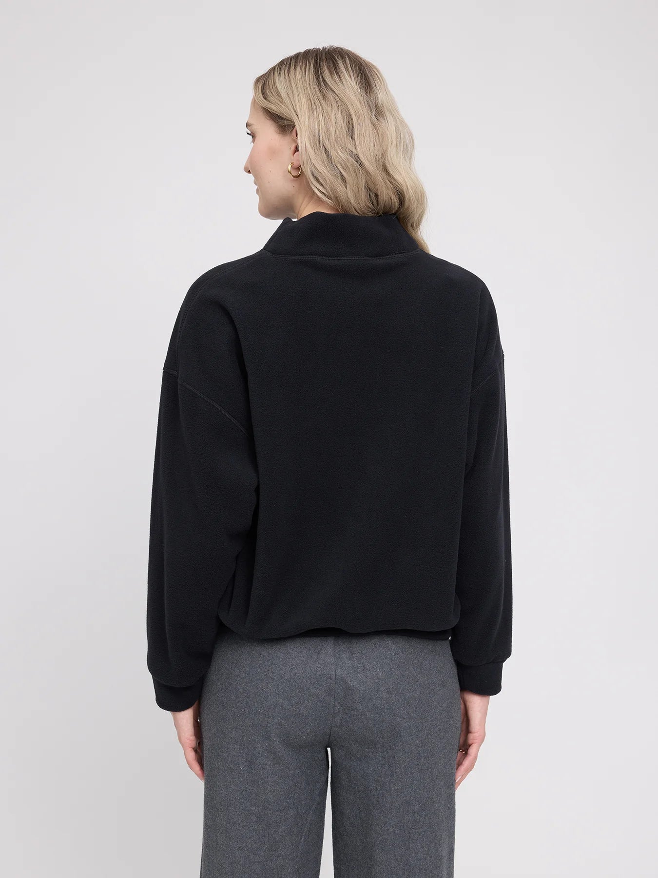 SweatShirt Fleece Turtleneck Black | MAZINE