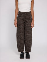 Jeans mit Barrel-Leg-Schnitt, bedruckt, Schokolade, aus Baumwolle | MAZINE
