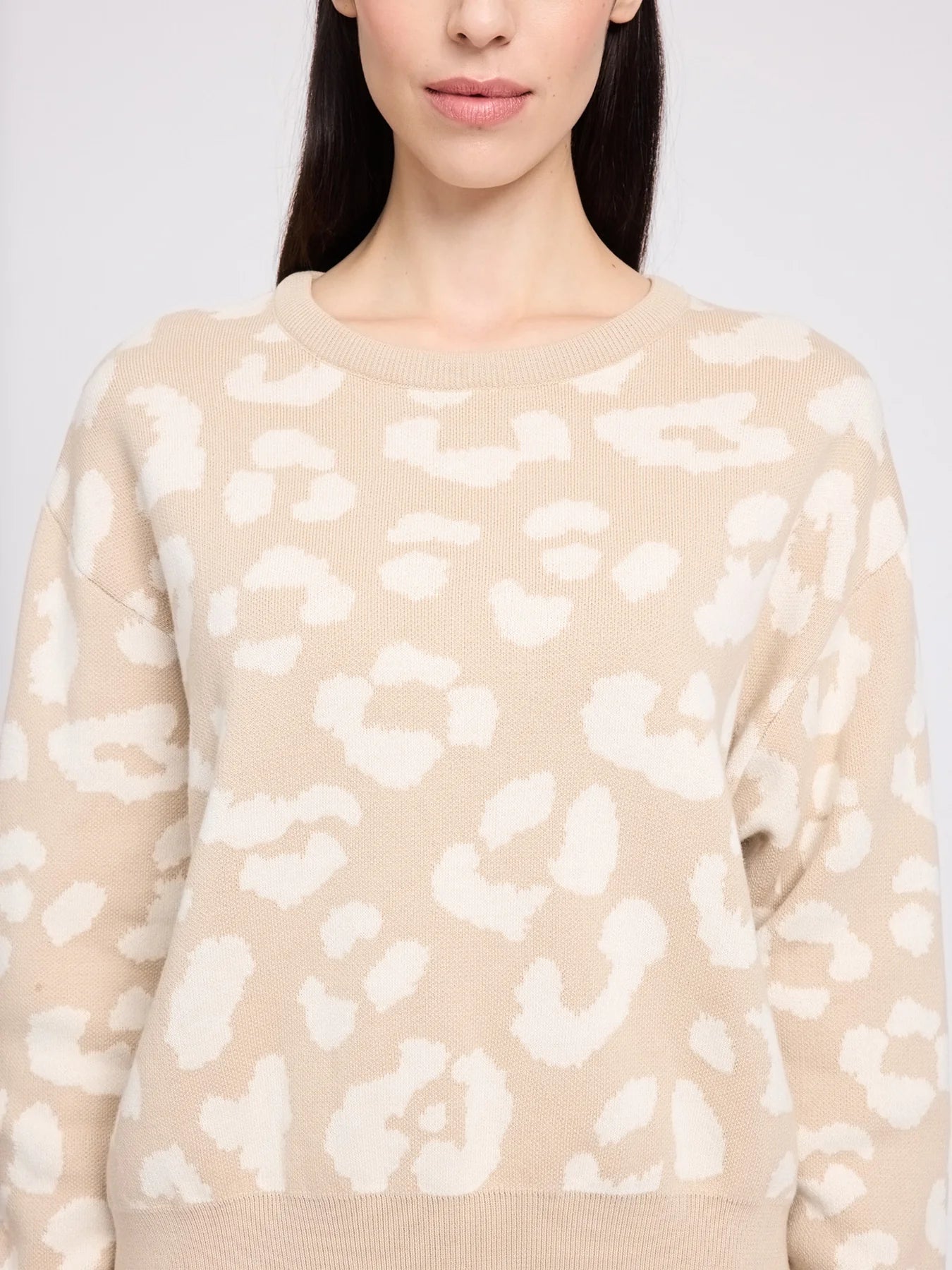 Pullover Leo Jacquard Light Beige/Tofu | MAZINE