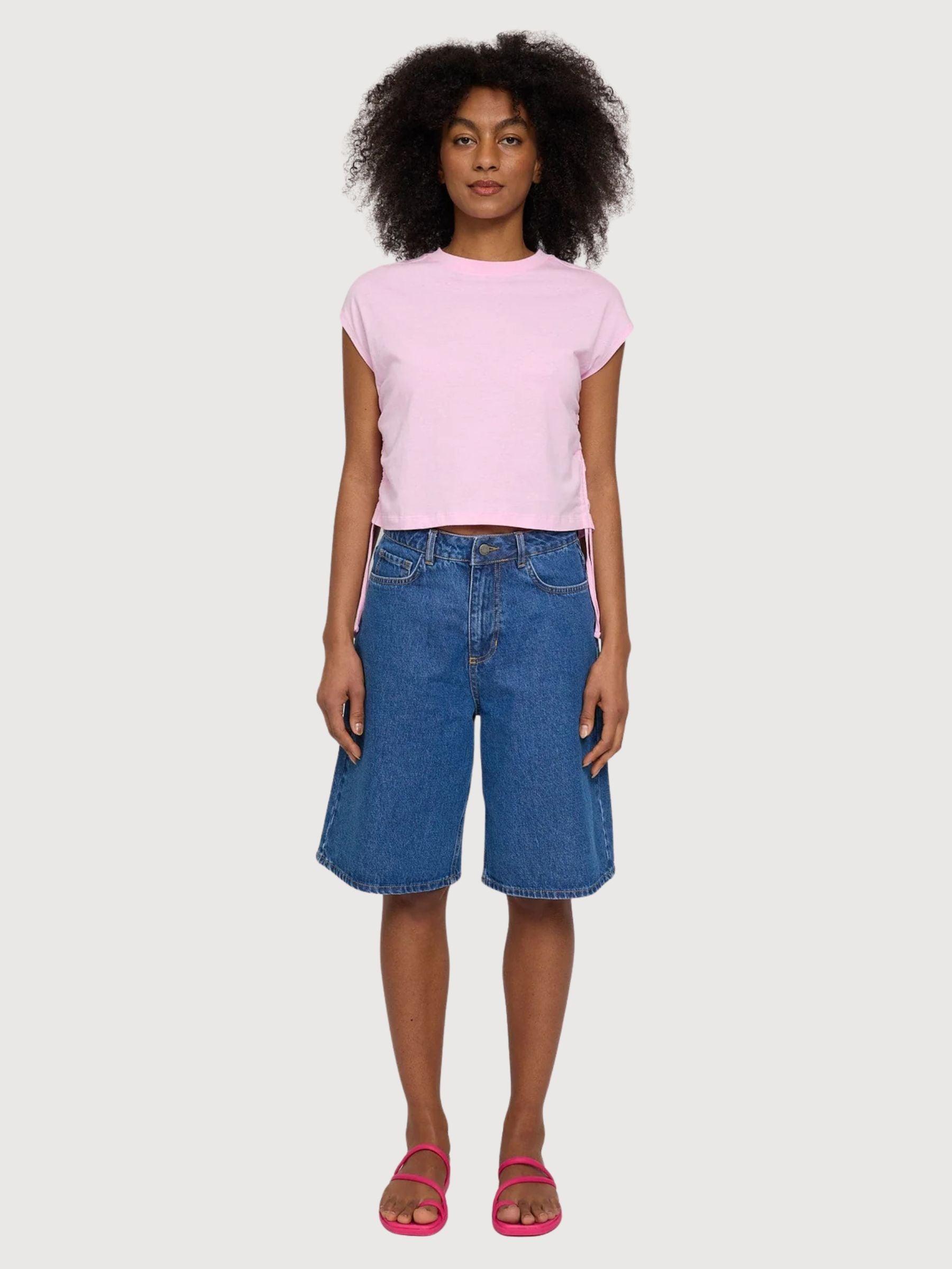 Damen-T-Shirt mit Bindedetail aus Baumwolle in Pfingstrosenrosa | Mazine