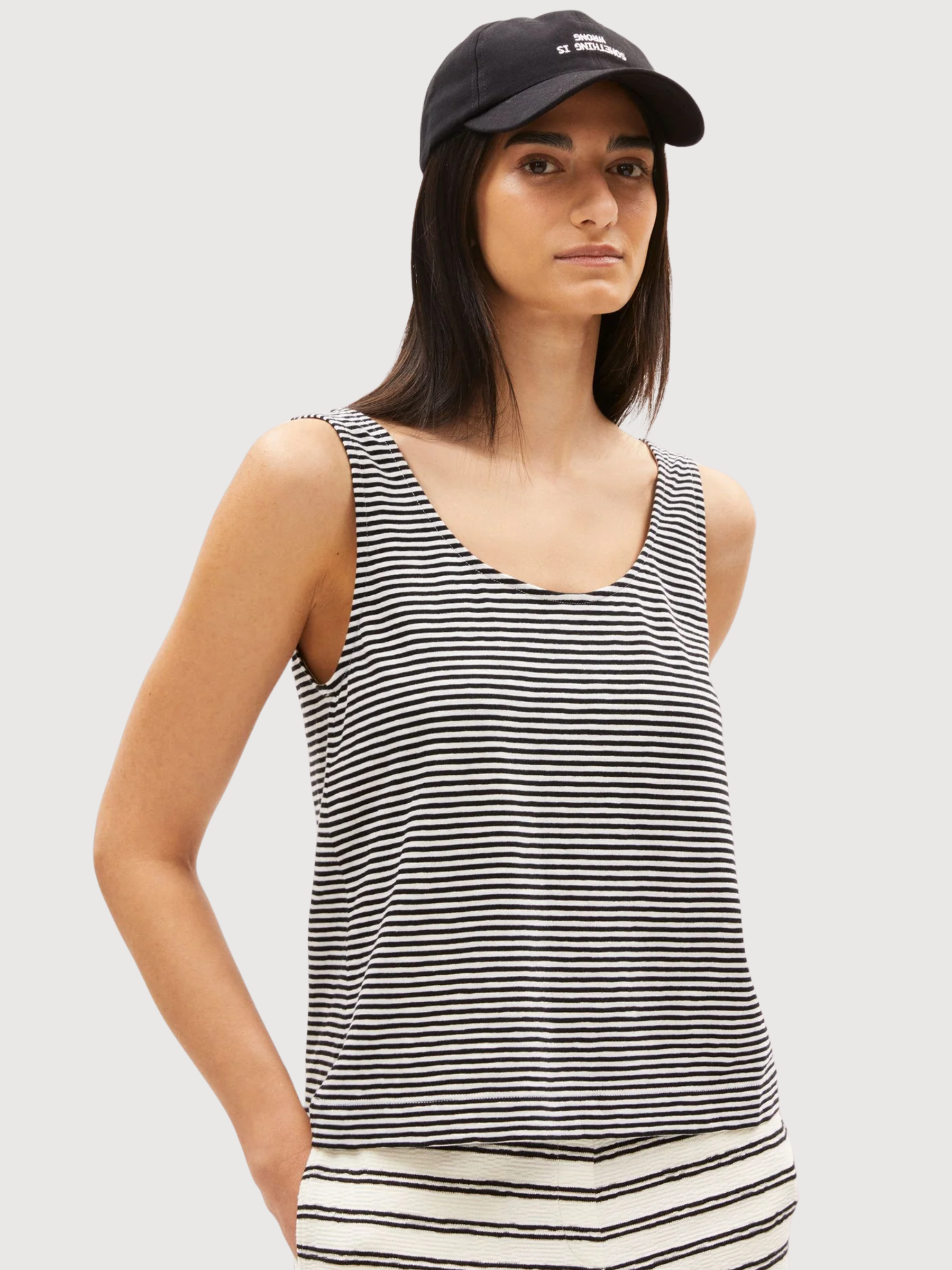 Top Minaami Lita Black Otamilk | Armedangels