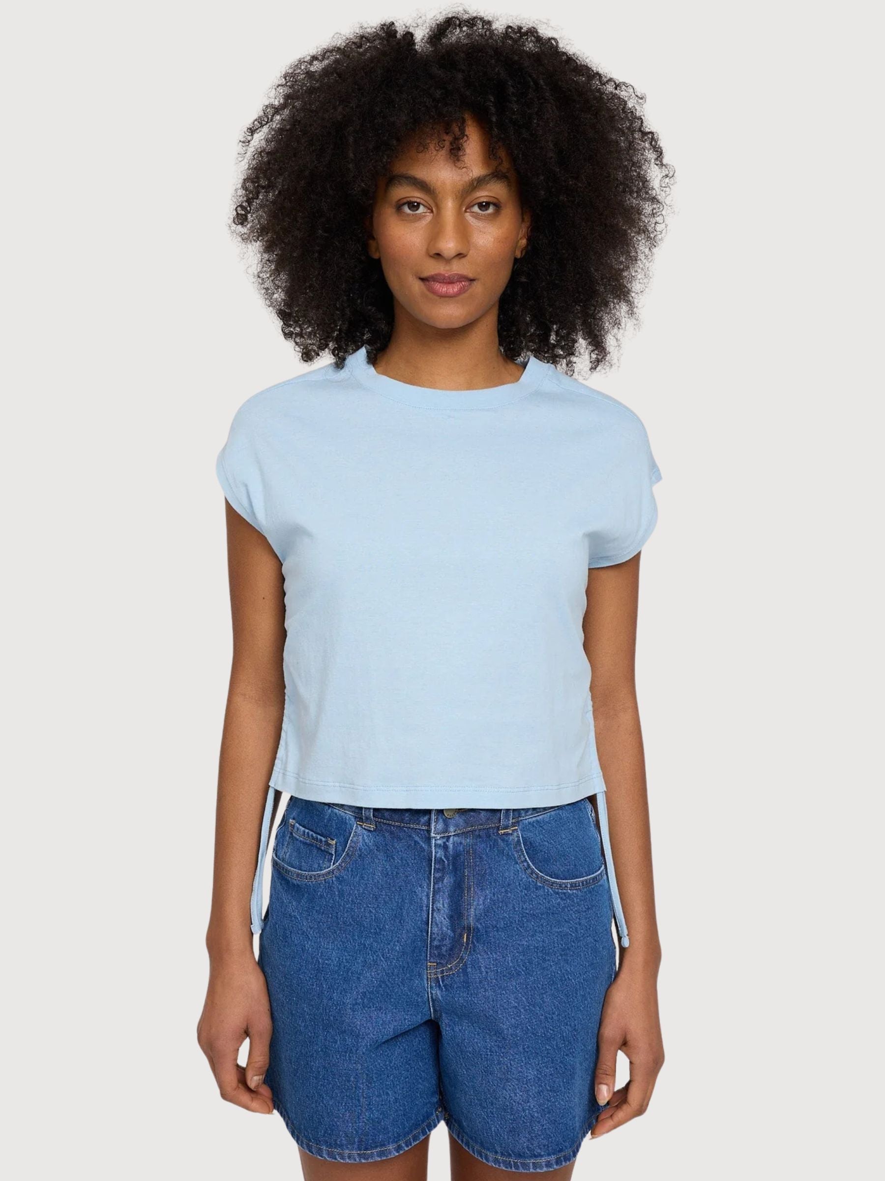 Damen-T-Shirt mit Bindedetail aus Baumwolle, Nebelblau | Mazine