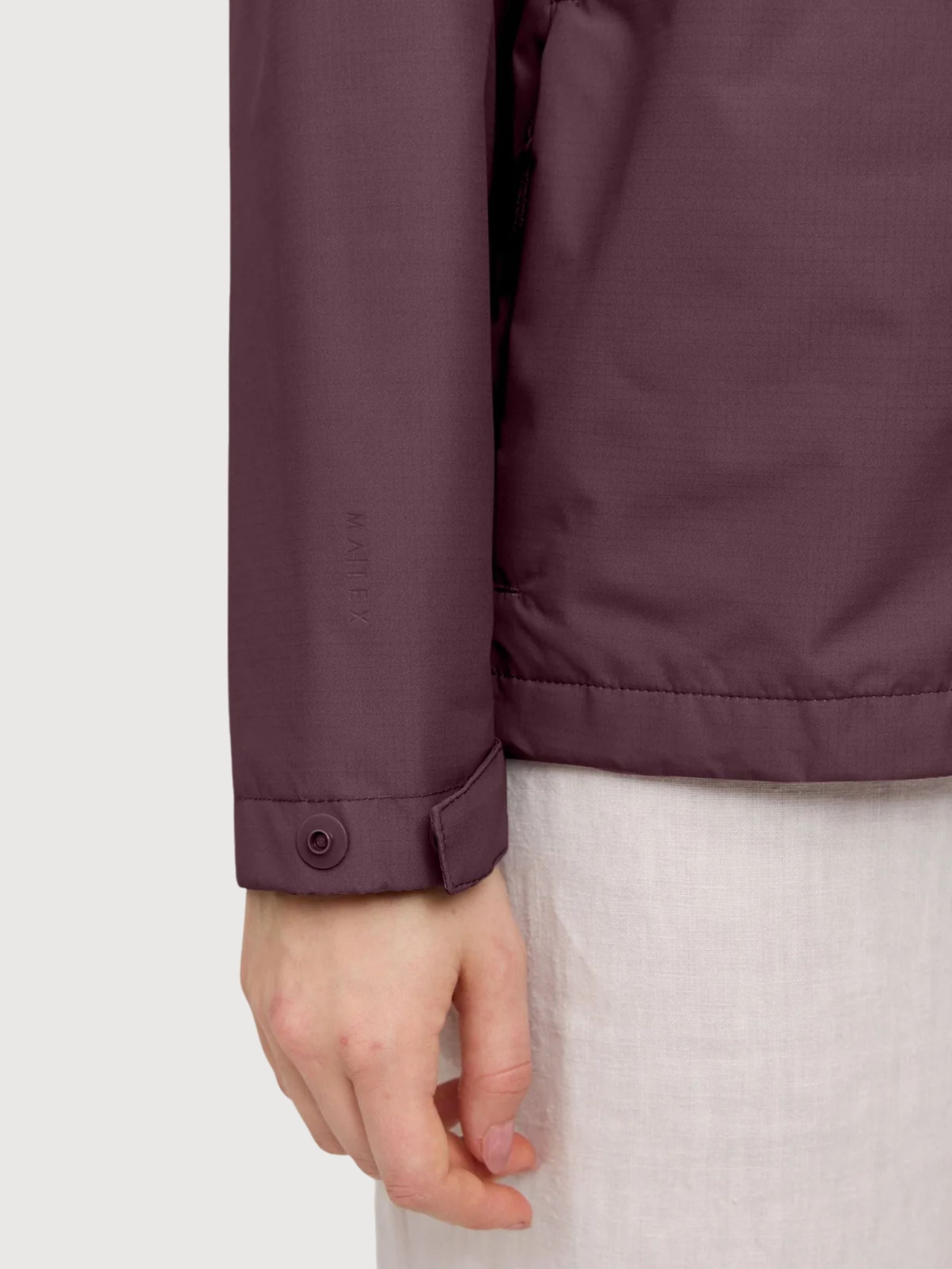 Kurze Ripstop-Jacke für Damen, Beerenbraun | Mazine
